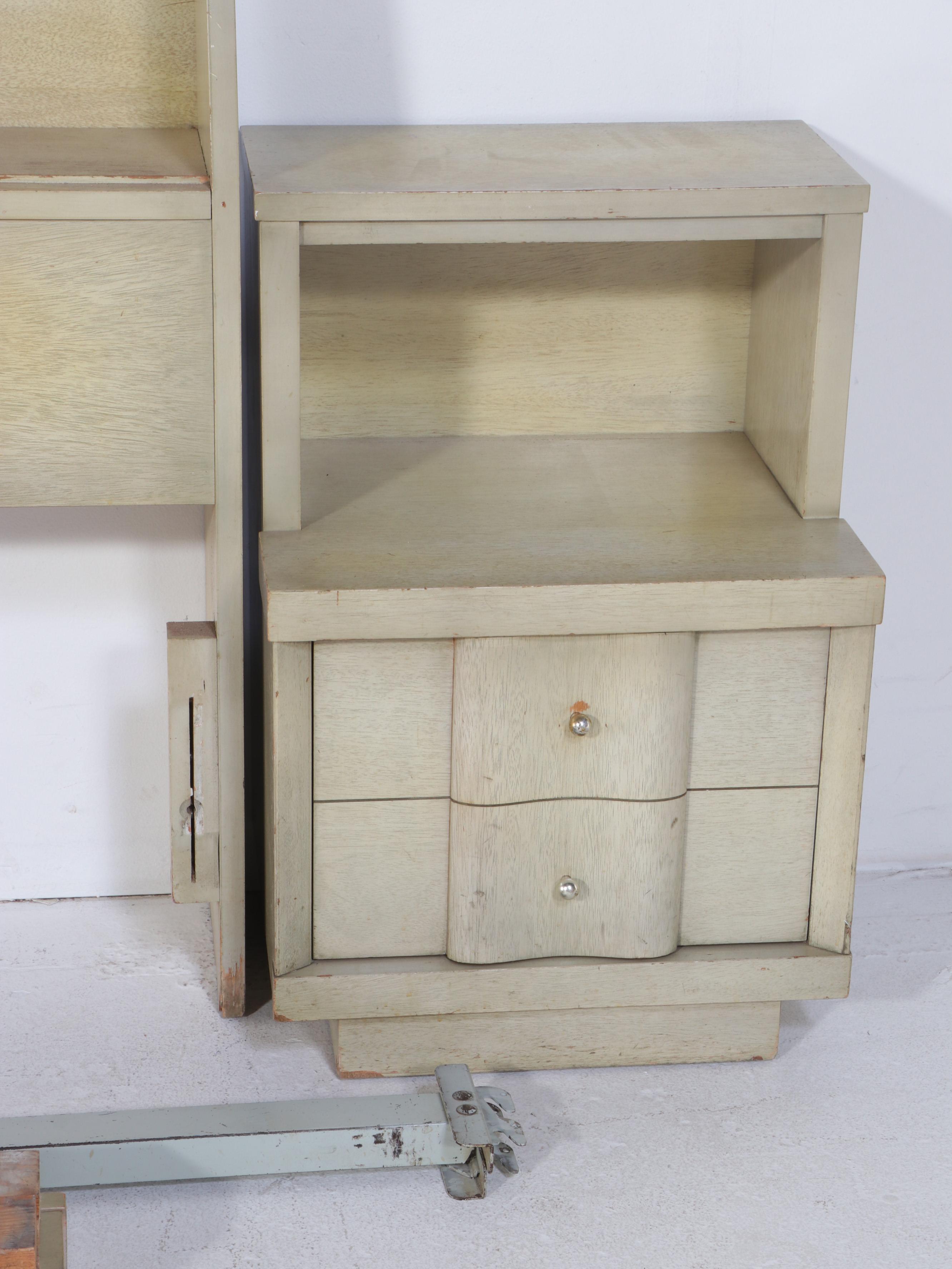 Mid Century Modern Blonde Finish Wooden Full Size Headboard and Nightstands