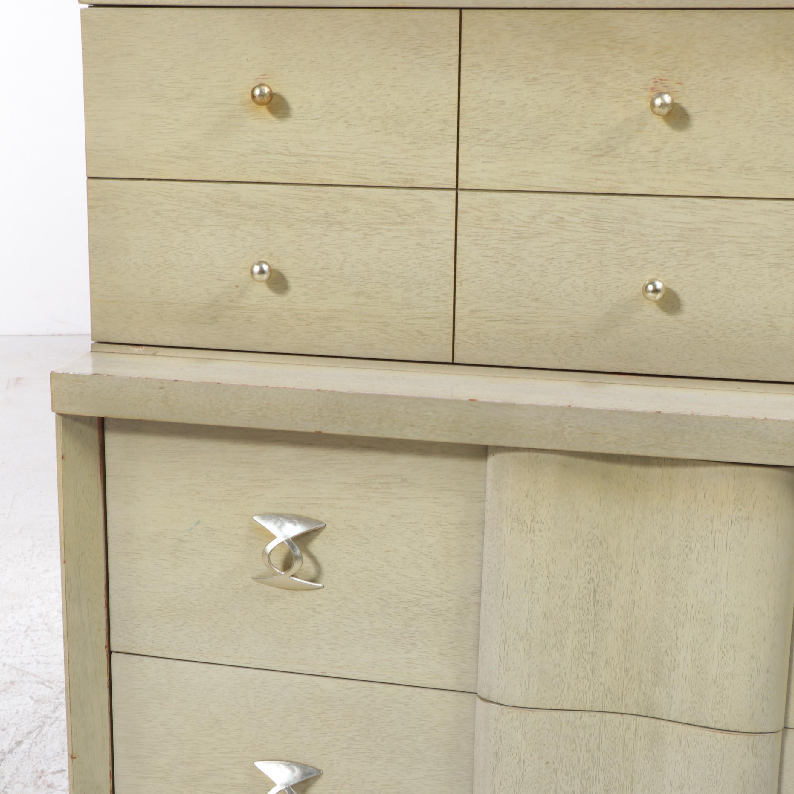Mid Century Modern Blonde Finish Wooden Chest of Drawers