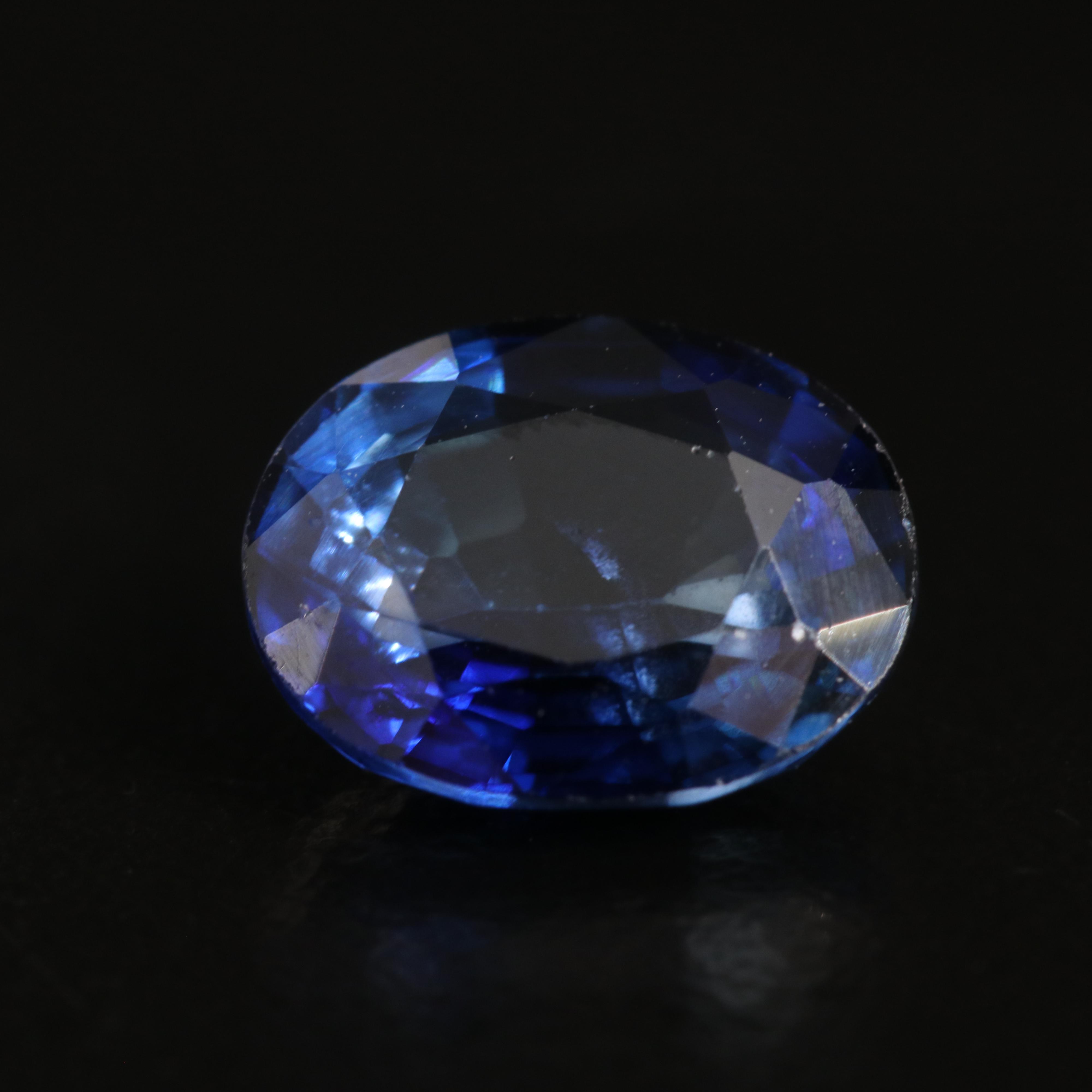 Loose 3.41 CT Lab Grown Sapphire