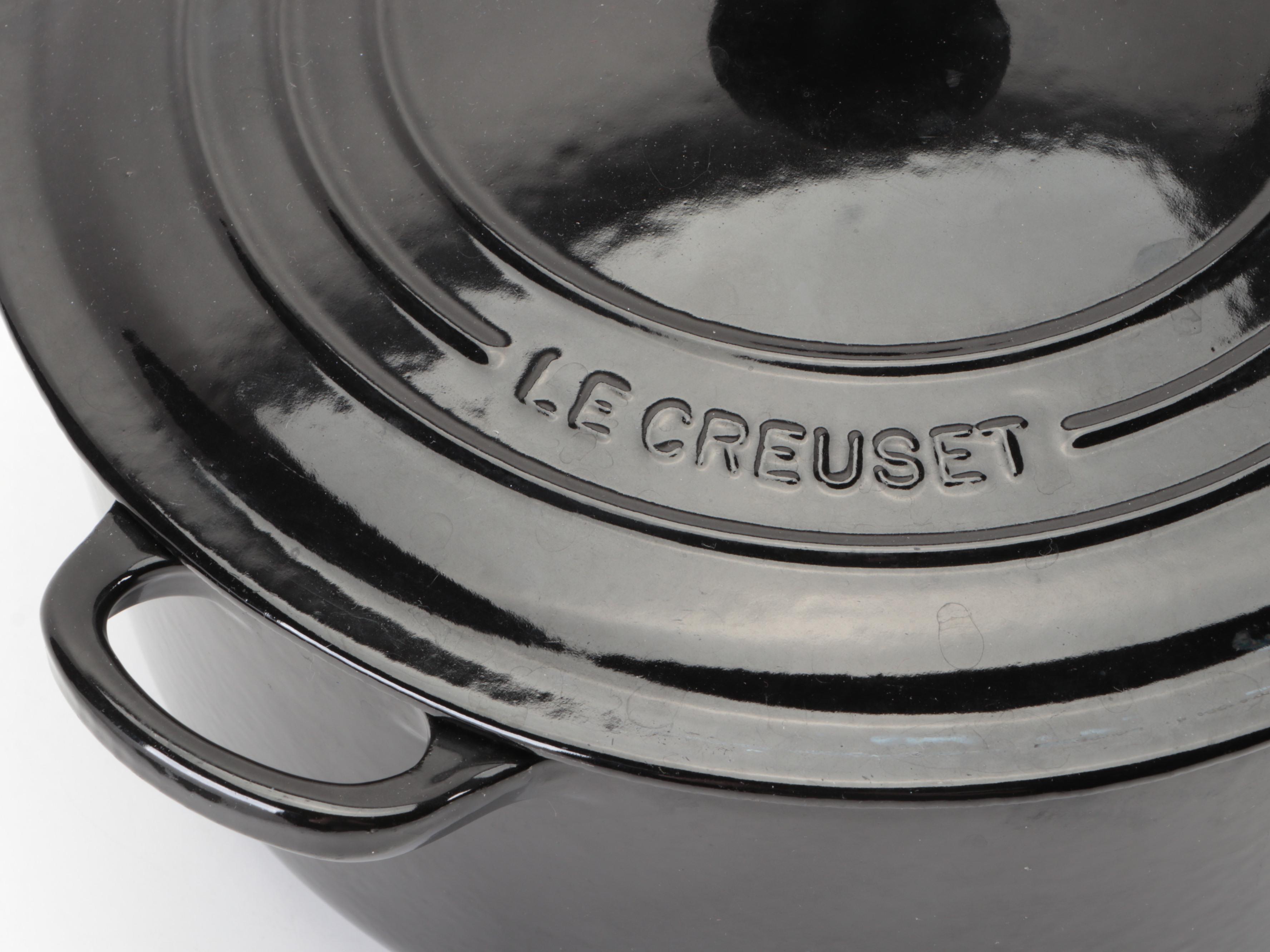 Le Creuset Enameled Cast Iron Dutch Oven in Licorice