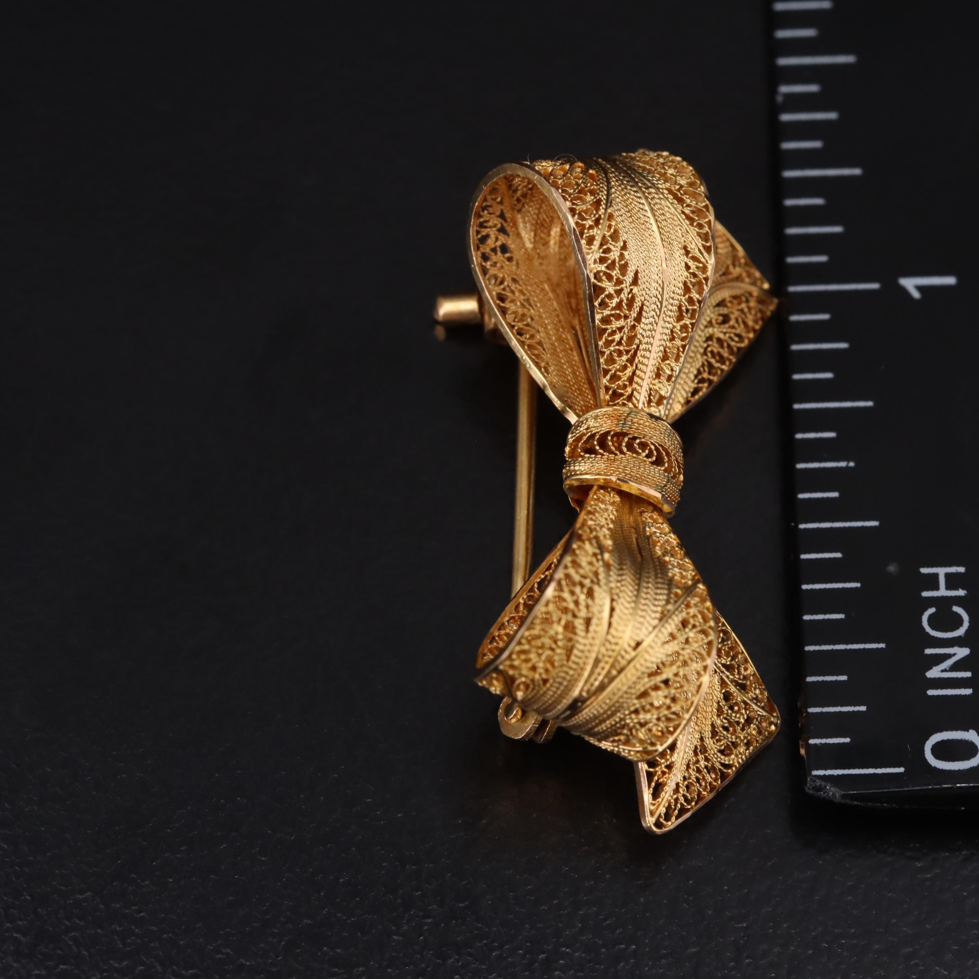 Vintage 14K Filigree Bow Brooch