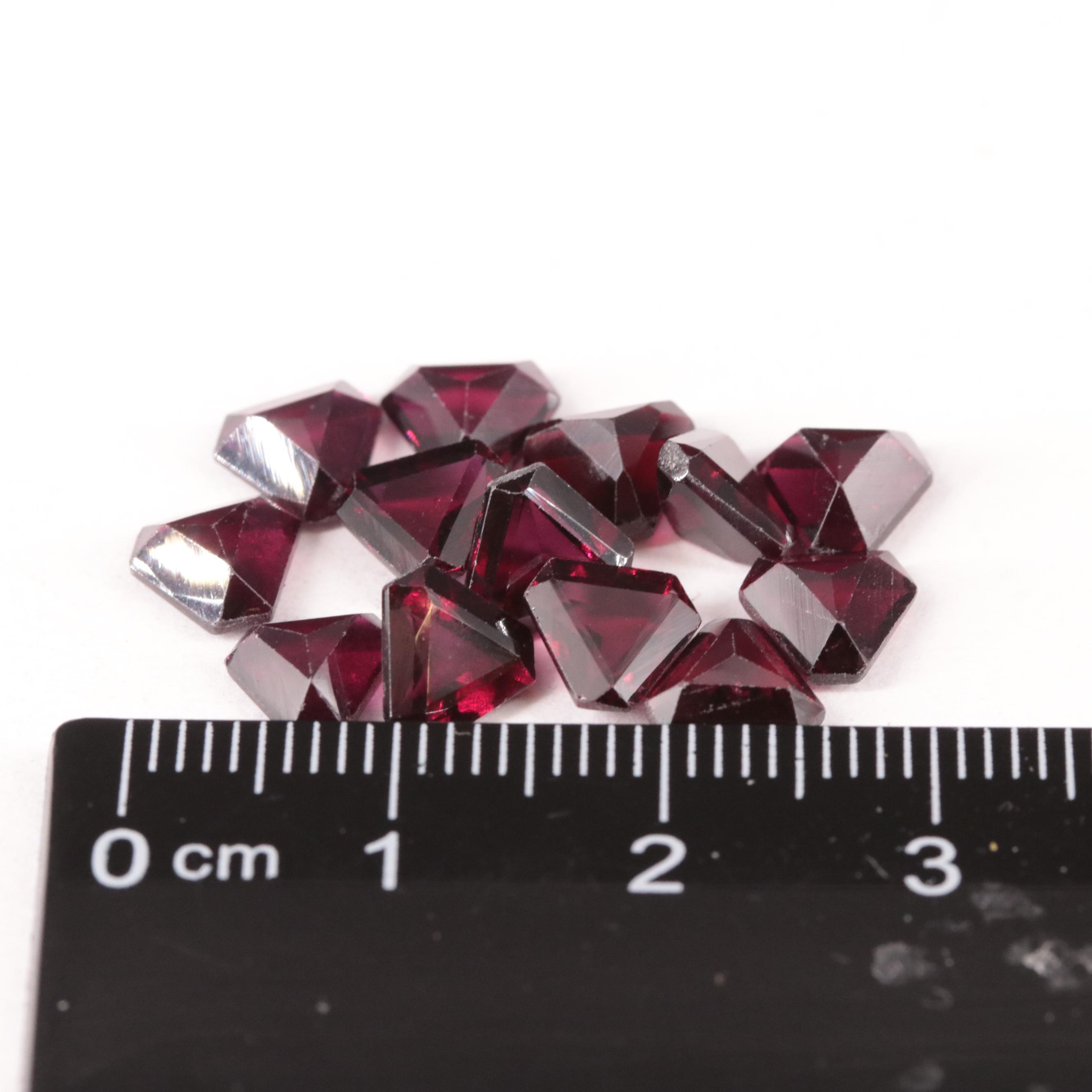 Loose 16.00 CTW Garnet Lot