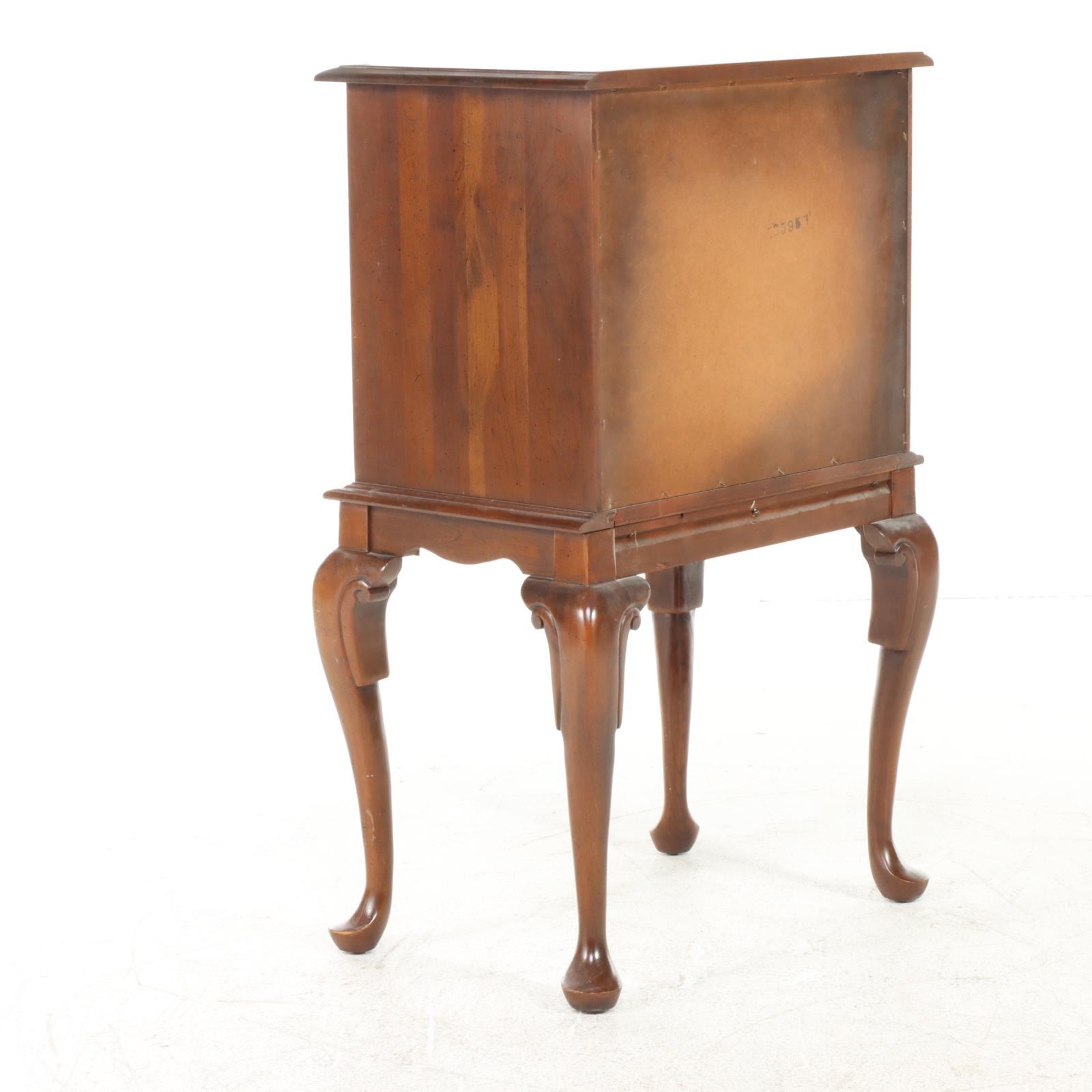 Crawford Furniture Queen Anne Style Cherrywood Four-Drawer Silver Chest