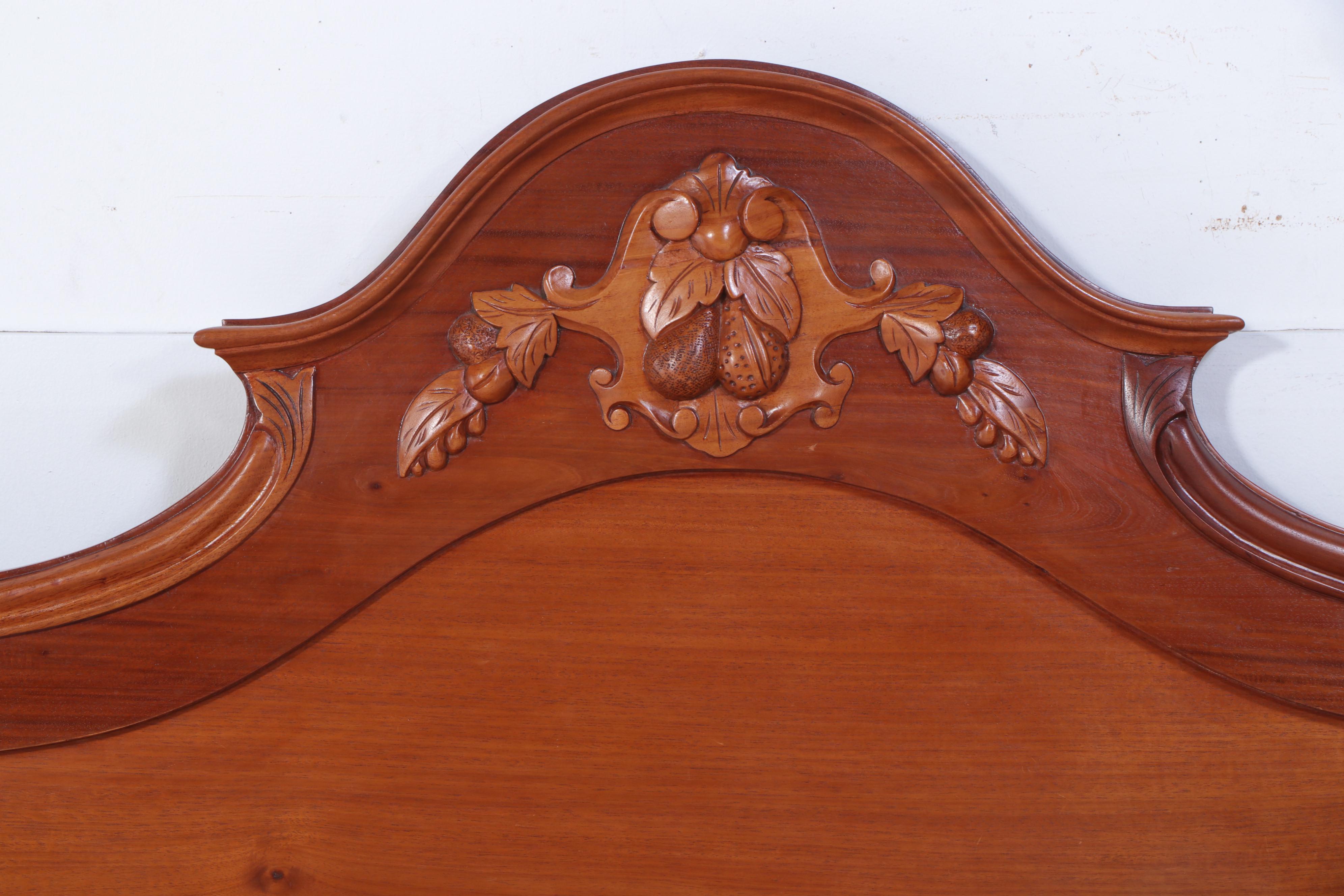Victorian Mahogany Full Bed Frame, Early 20th Century
