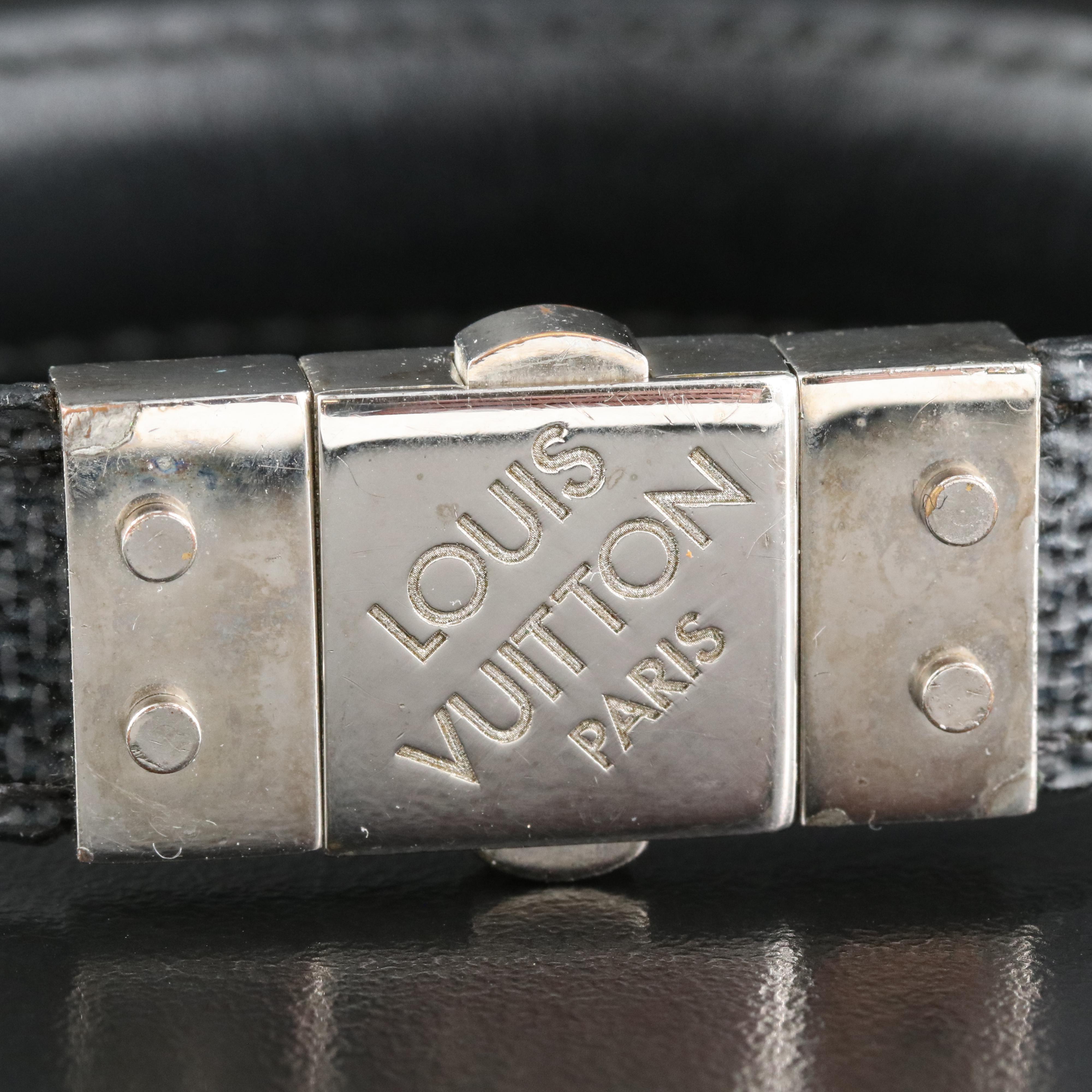 Louis Vuitton "Pull it" Reversible Bracelet in Damier Graphite and Leather