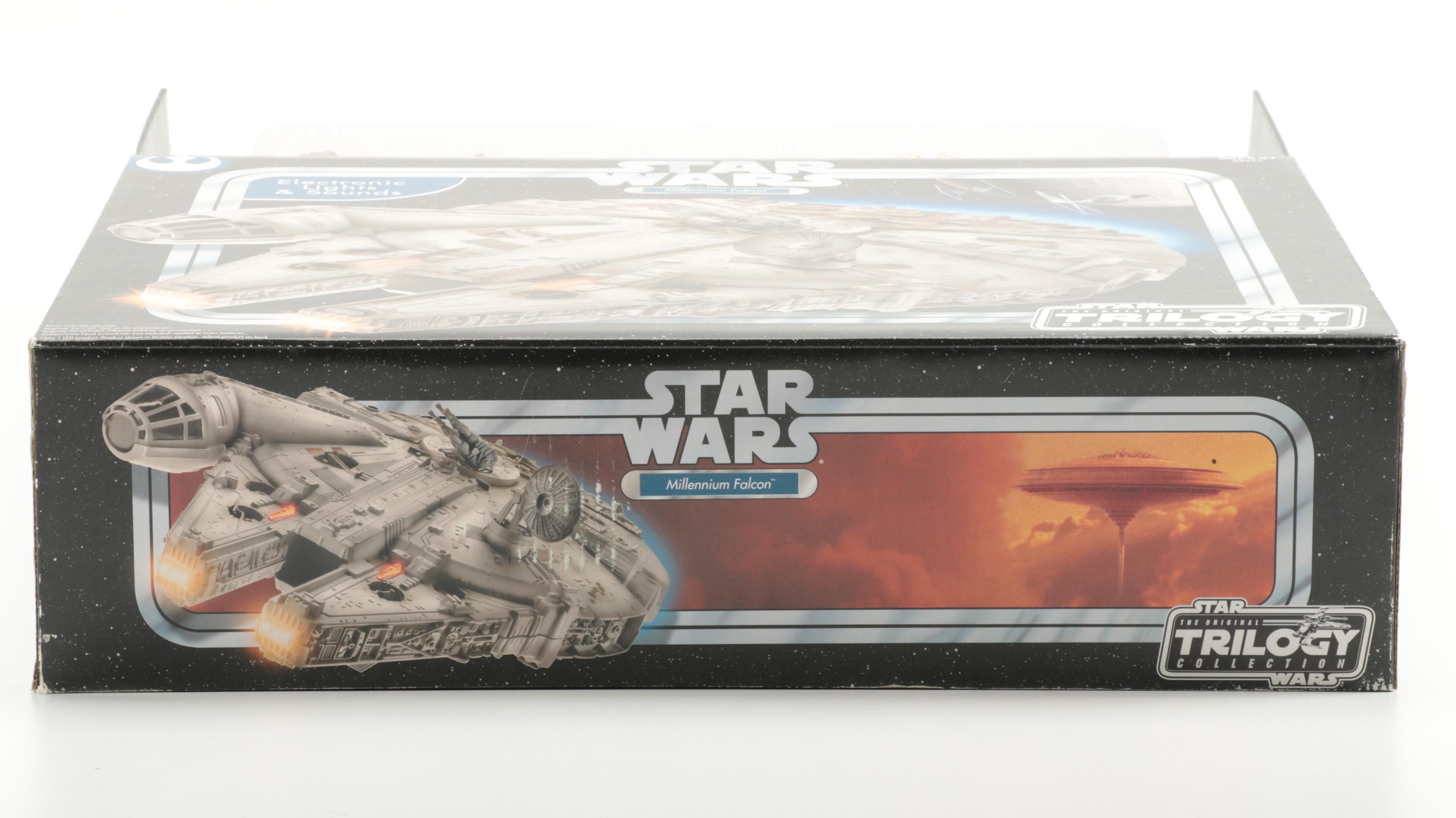 Hasbro Star Wars "The Original Trilogy Collection" Millennium Falcon Play Set
