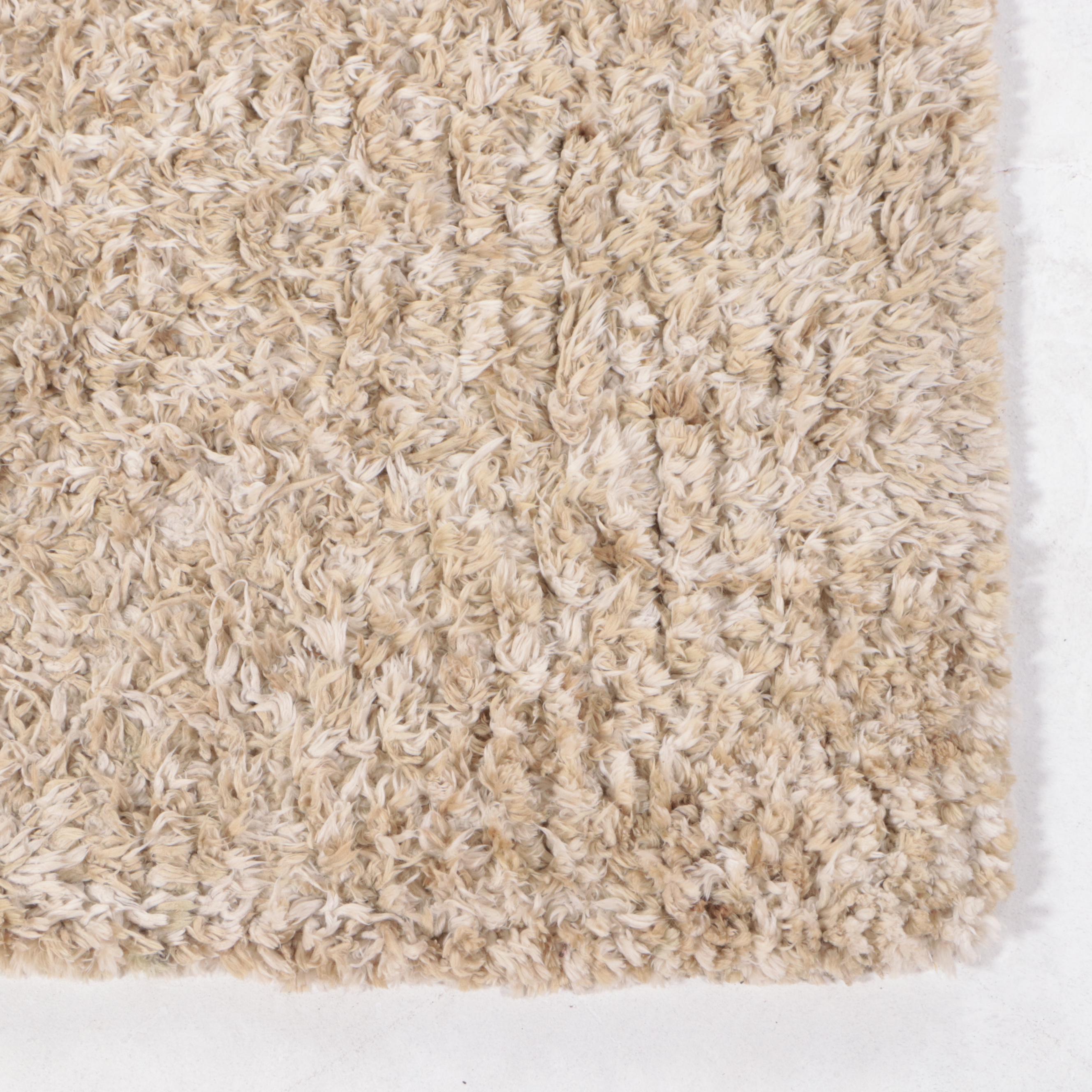 3'8 x 5'9 Machine Made Dalyn Utopia Shag Area Rug