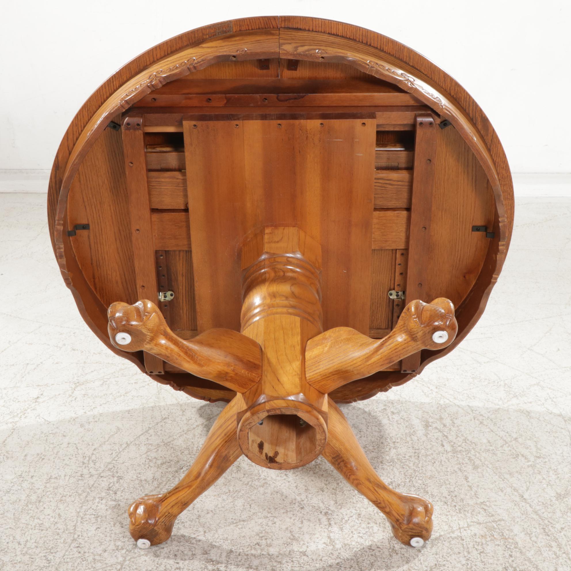 Shin-Lee Victorian Style Oak Dining Table and Four Chairs, Late 20th Century