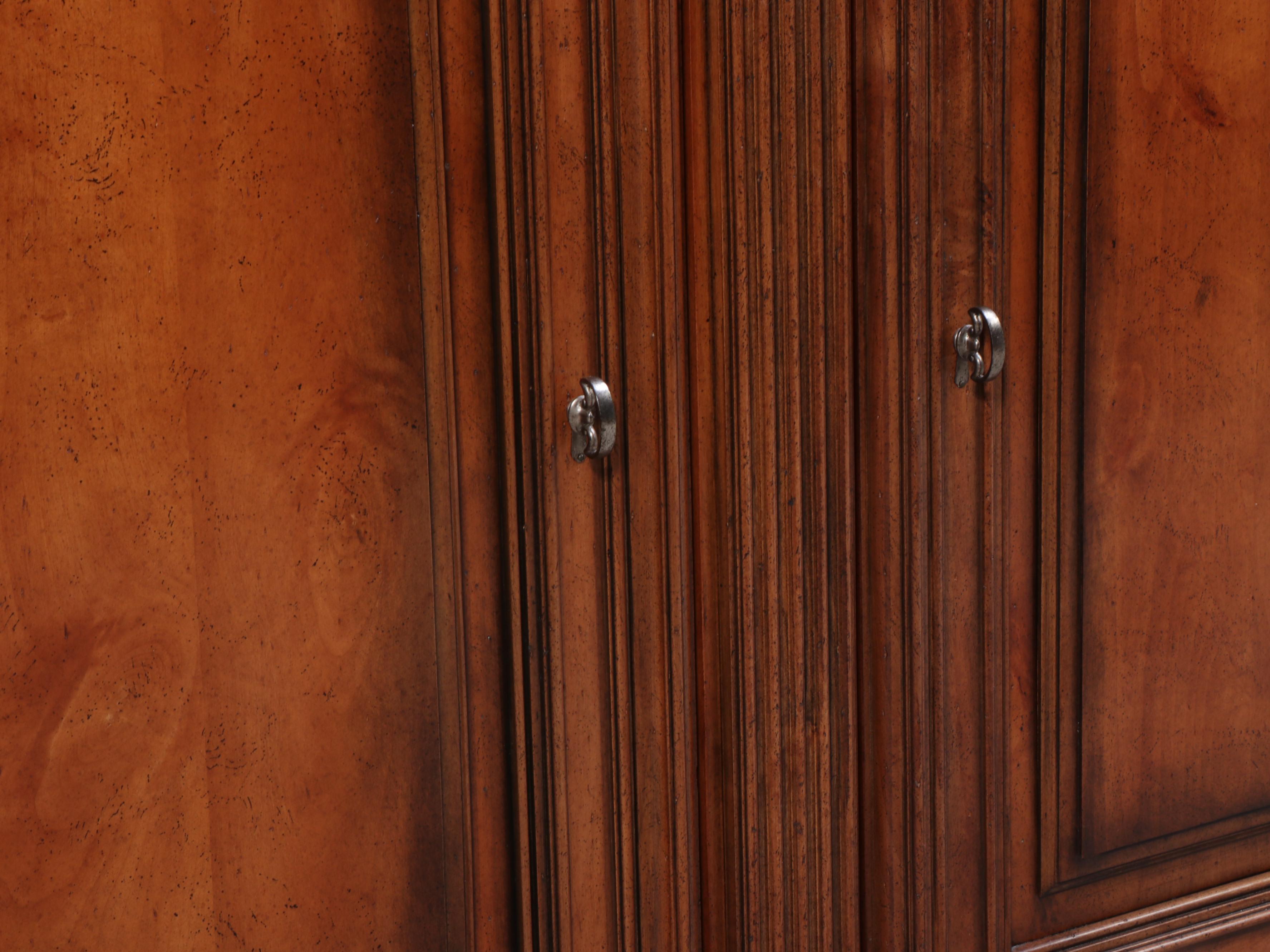 Henredon Neoclassical Style Pine Retractable Television Cabinet