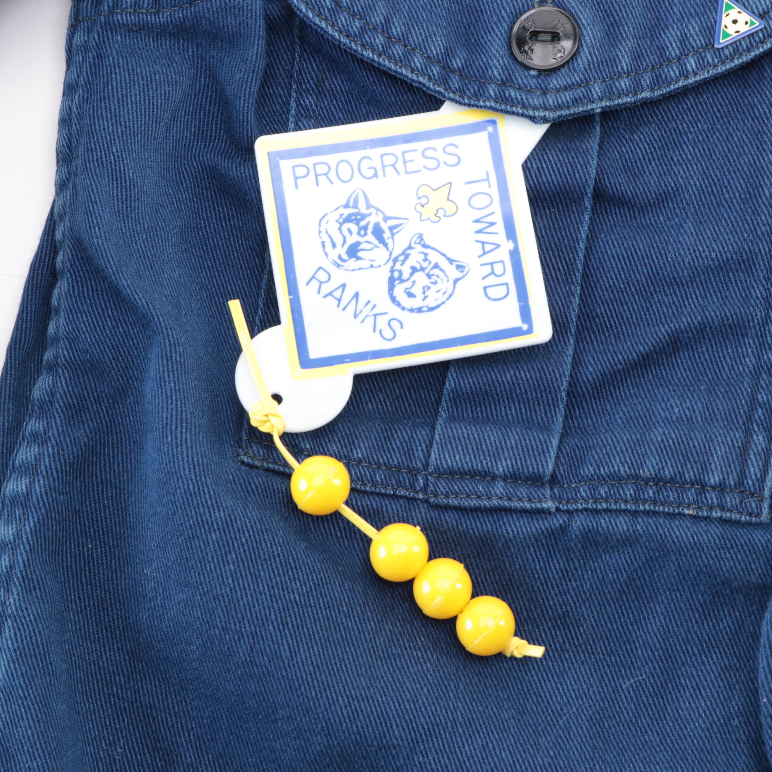 Cub Scouts Ohio Valley Council Den 6 Shirt with Patches and Pin