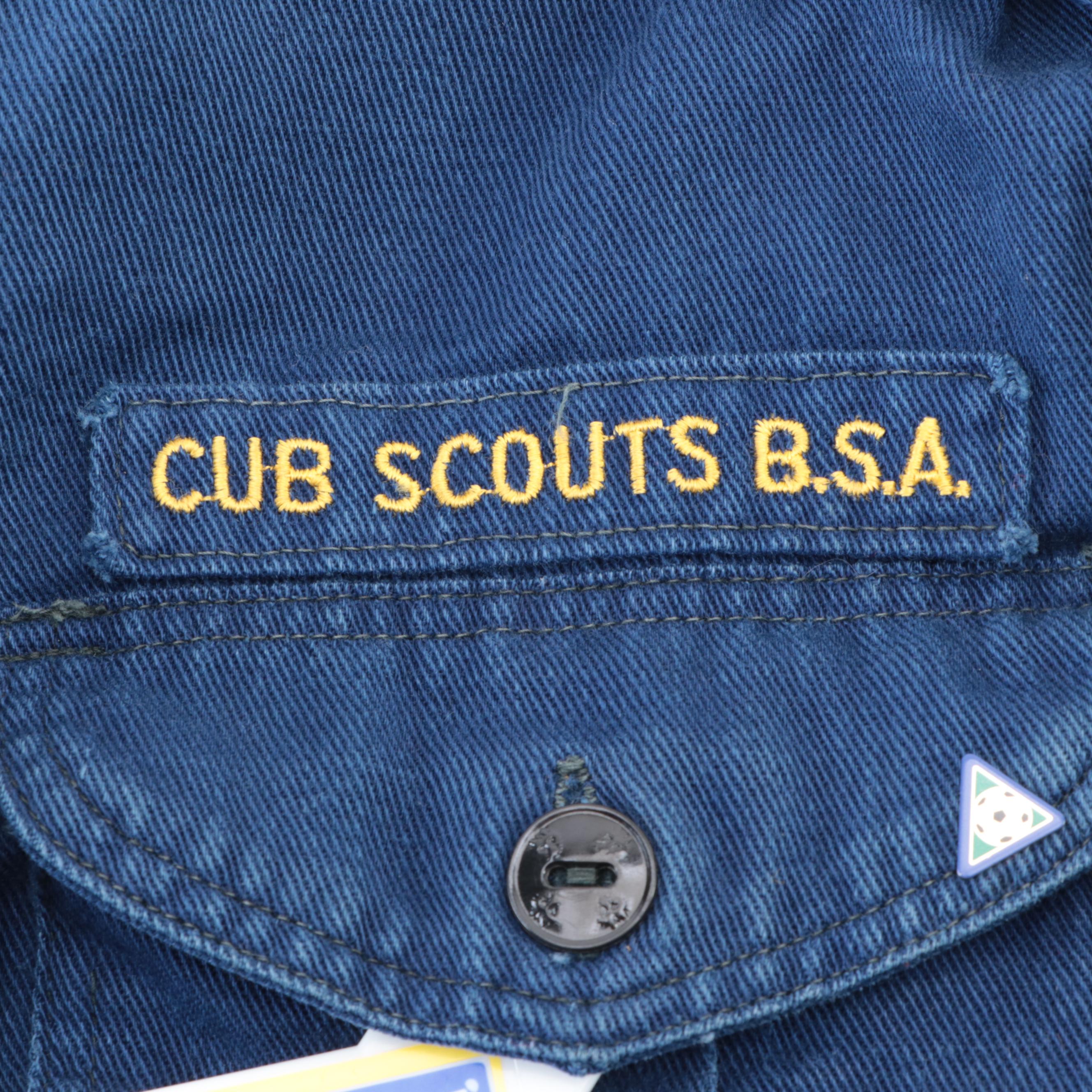 Cub Scouts Ohio Valley Council Den 6 Shirt with Patches and Pin