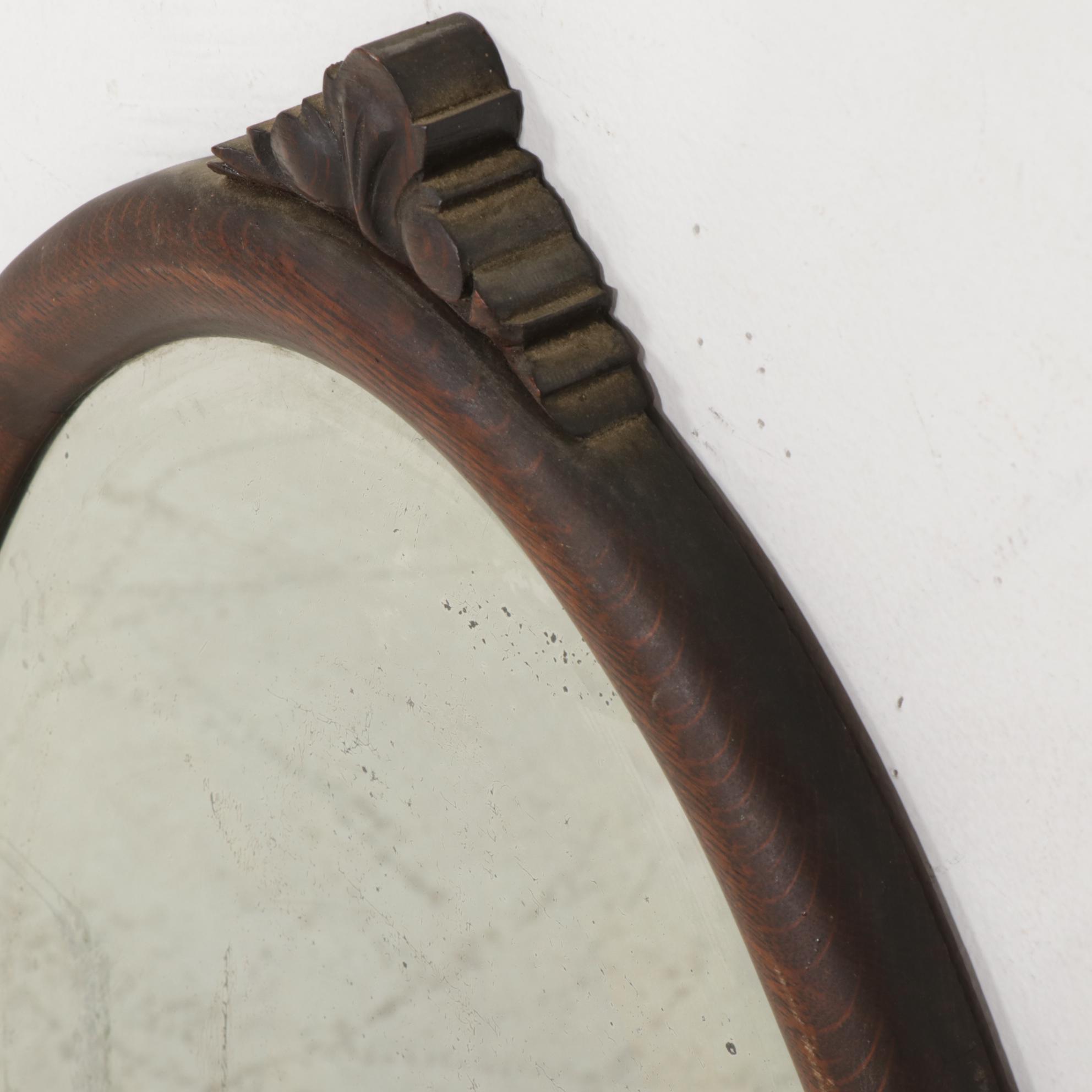 Innis, Pearce & Co. Late Victorian Oak Serpentine Dresser, Early 20th Century