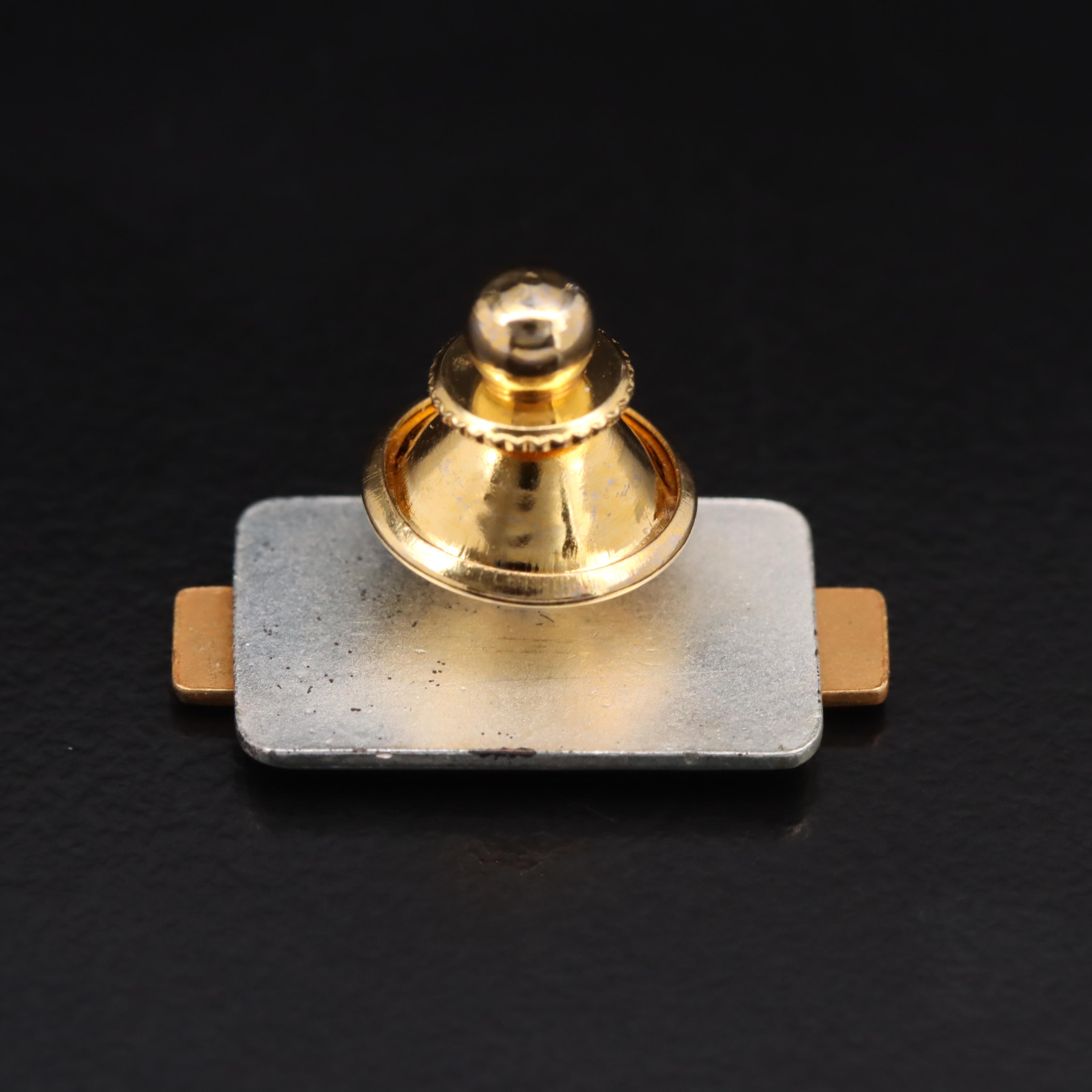 Johnnie Walker "Gold Label" Blended Scotch Whisky Pin