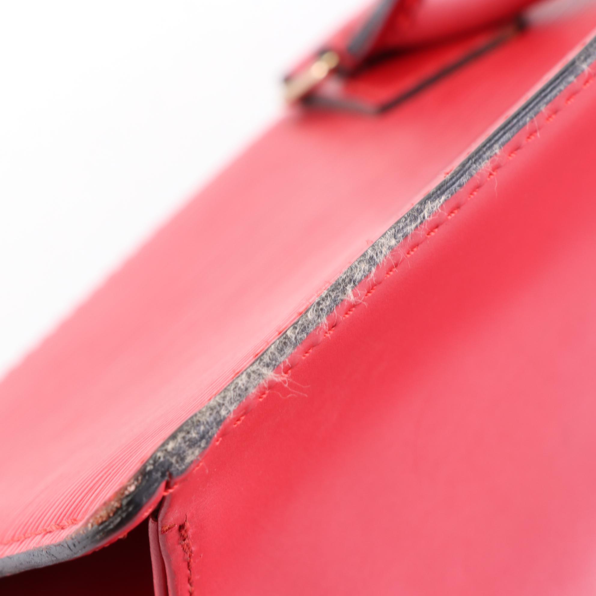 Louis Vuitton Sac Triangle Handbag in Red Epi Leather