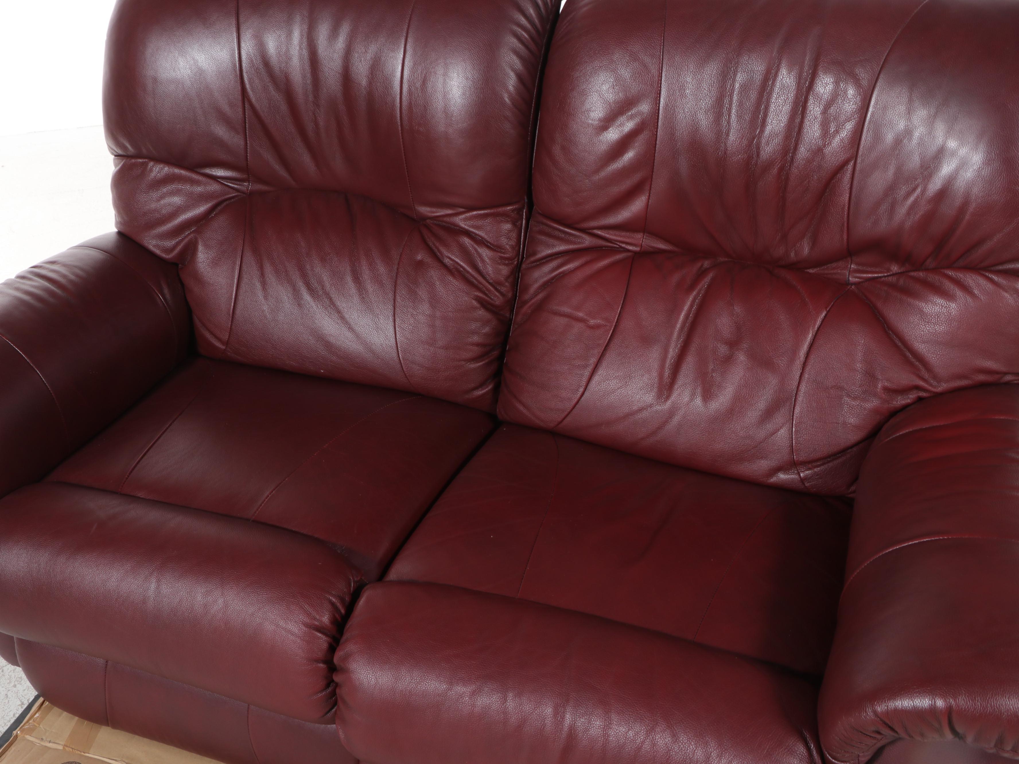 La-Z-Boy Leather-Touch Dual-Reclining Loveseat