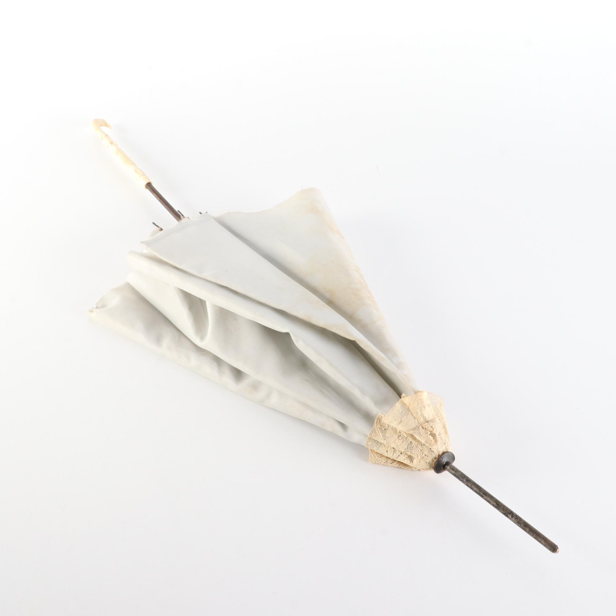 Lace and Carved Handle Parasols