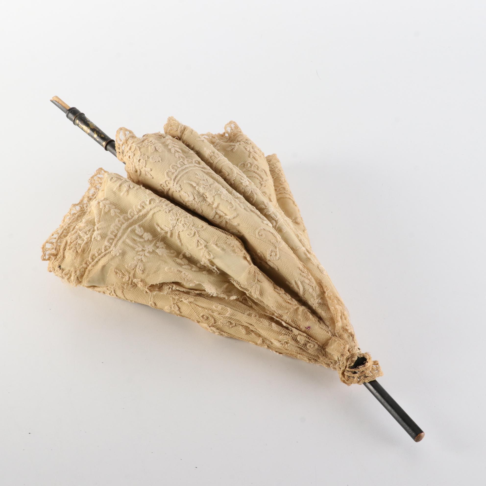 Lace and Carved Handle Parasols