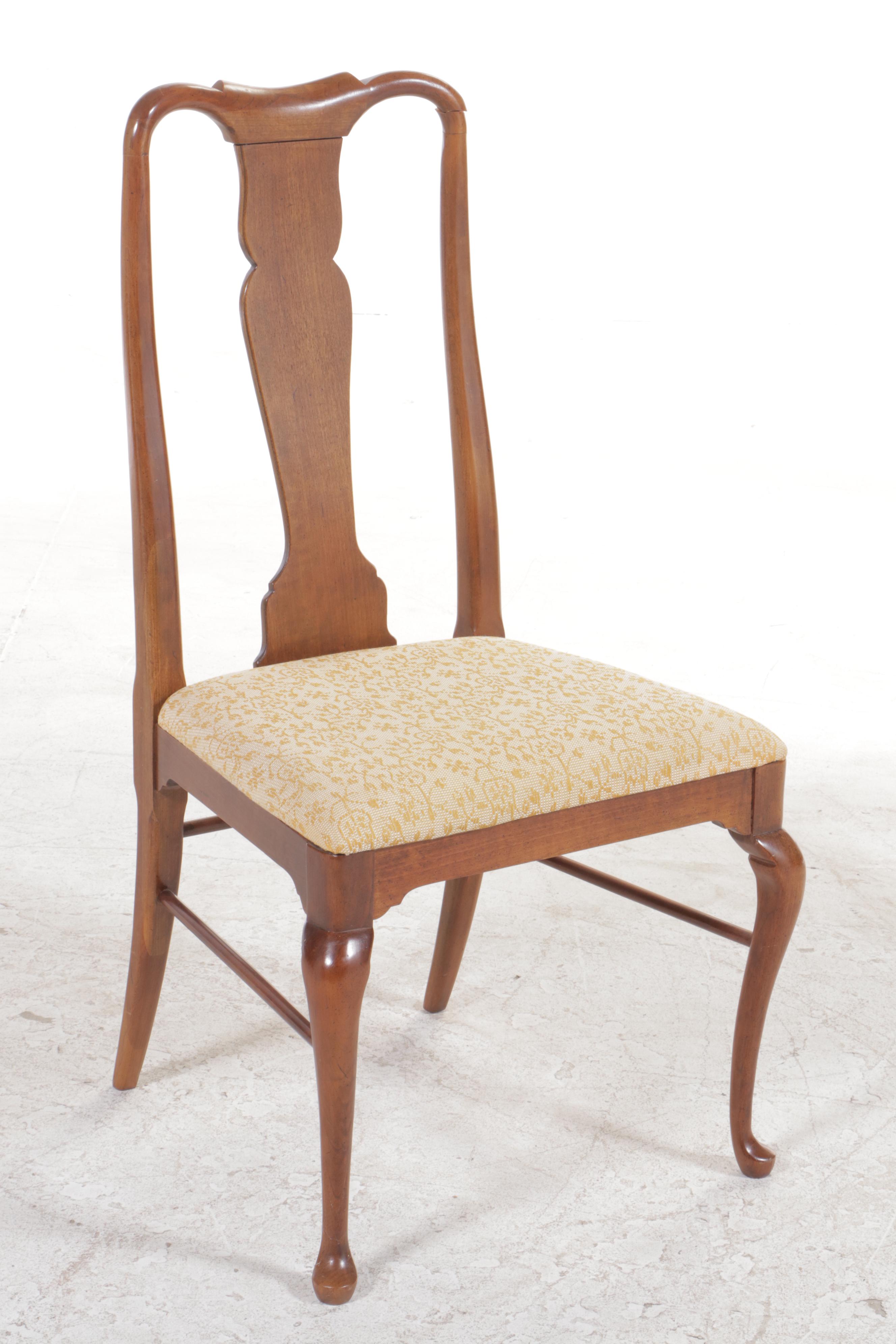 Eight-Piece Thomasville Queen Anne Style Cherrywood Dining Set