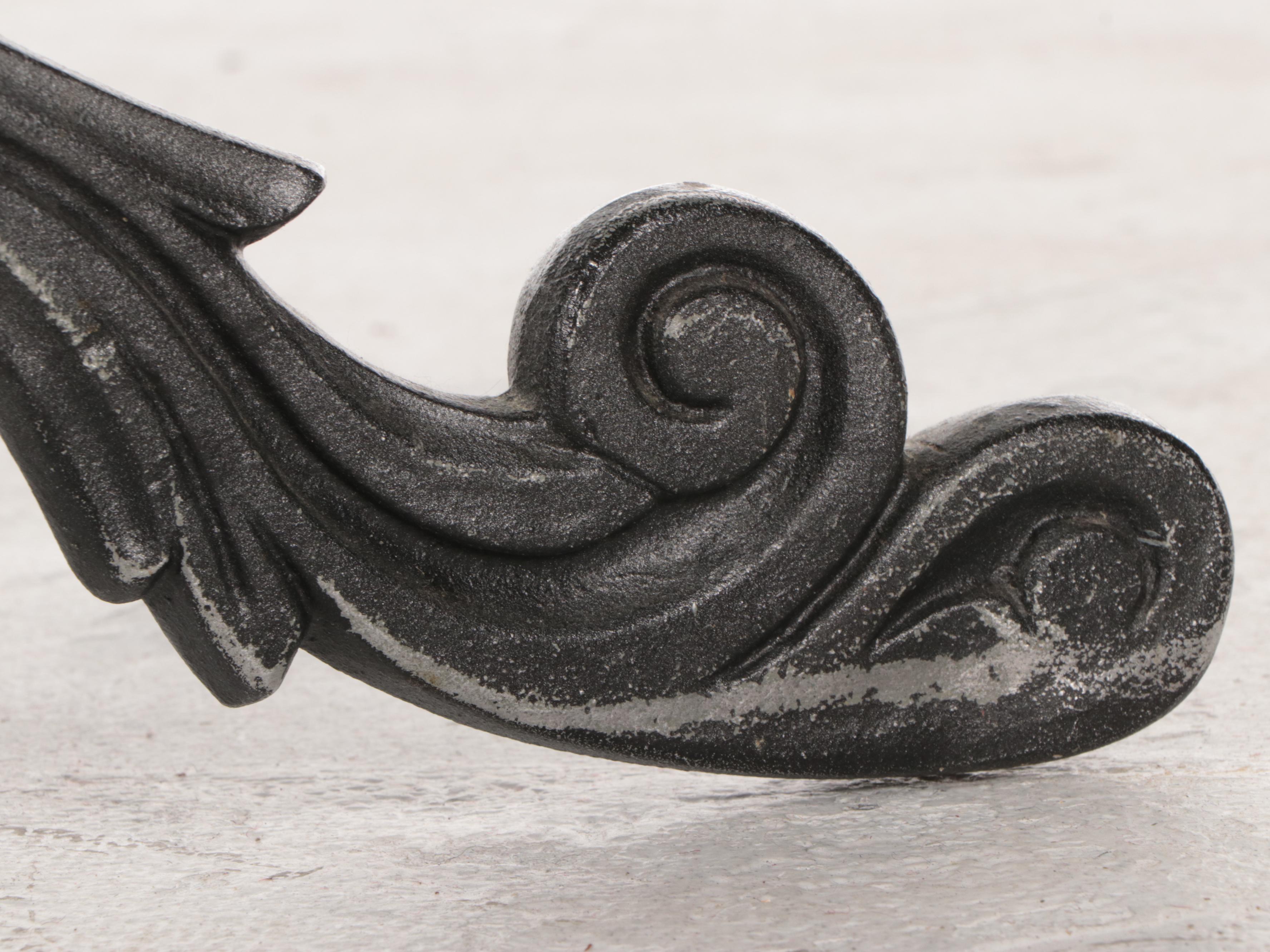 Five-Piece Plantation Patterns Inc. Cast Aluminum and Glass Top Patio Dining Set