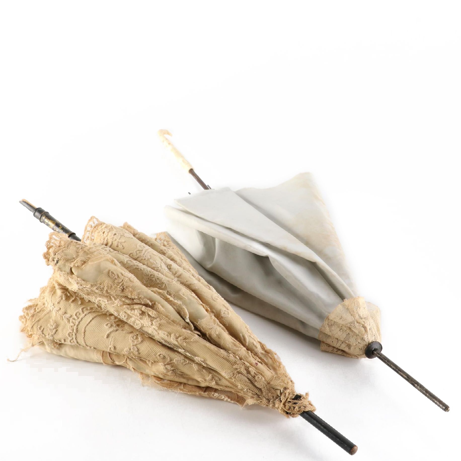 Lace and Carved Handle Parasols