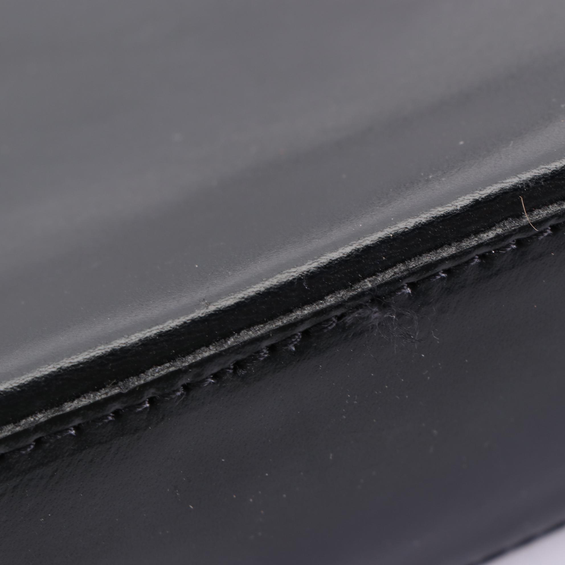 Frederic T Paris Shoulder Bag in Smooth Leather