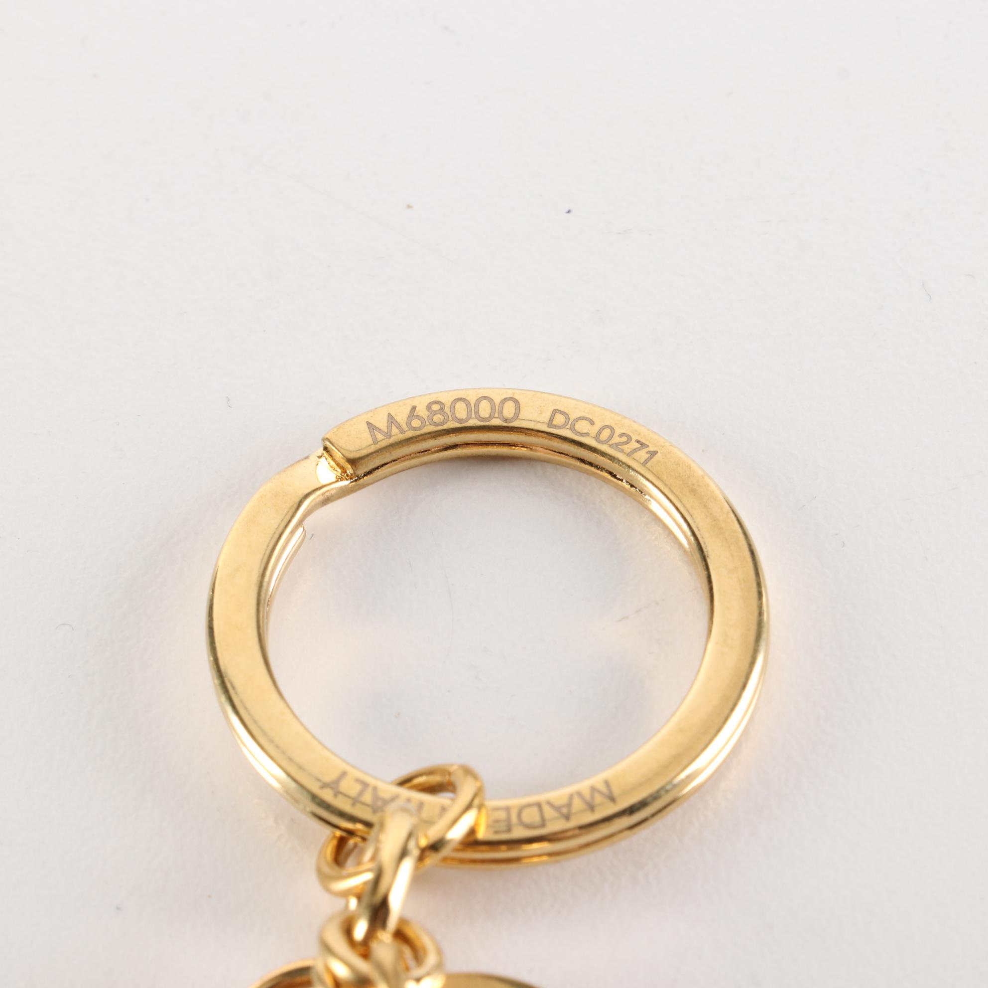 Louis Vuitton LV Circle Bag Charm Key Holder in Gold Tone Metal