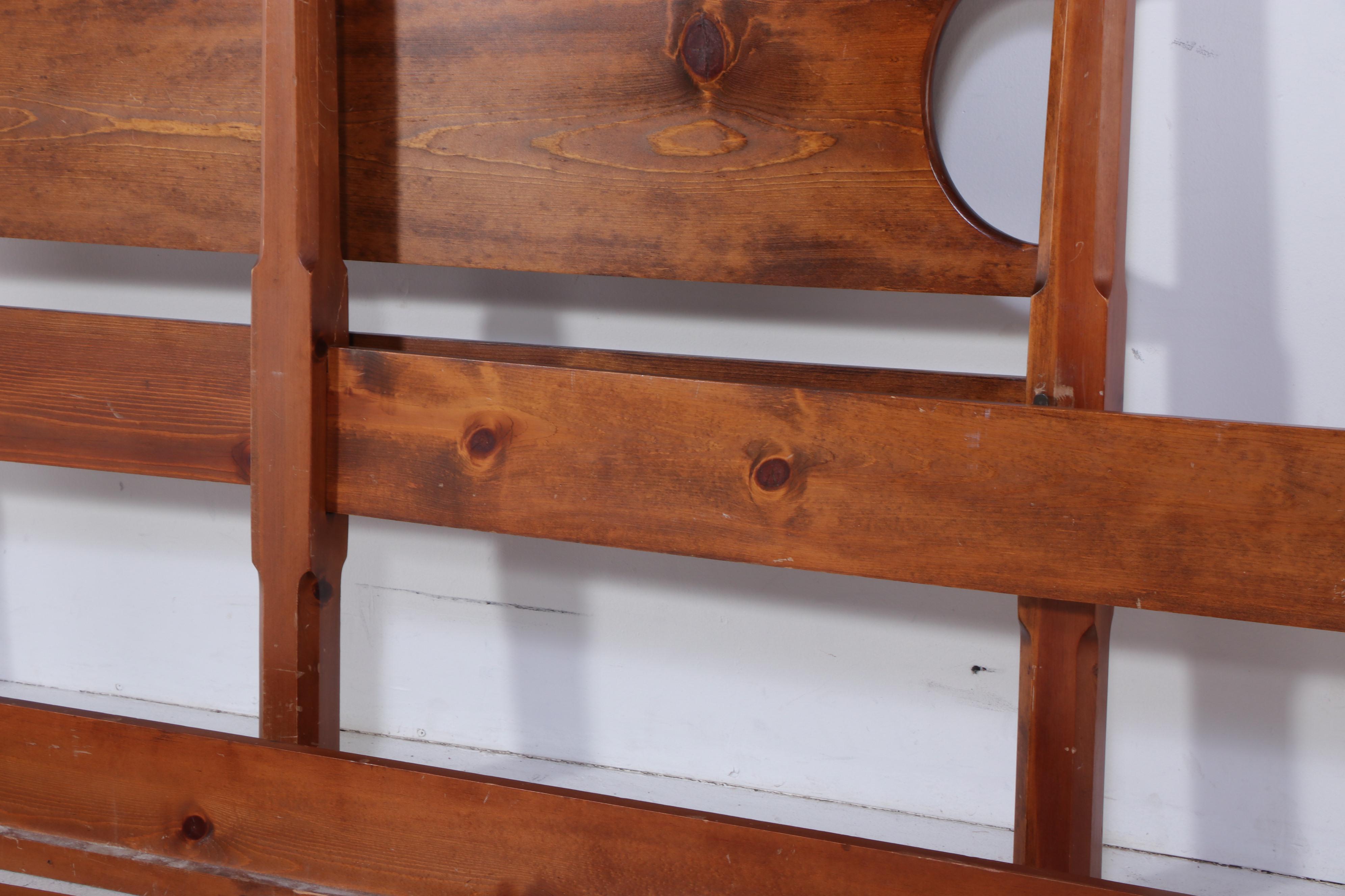 Federal Style Pine Queen Size Tester Bed Frame, Late 20th Century