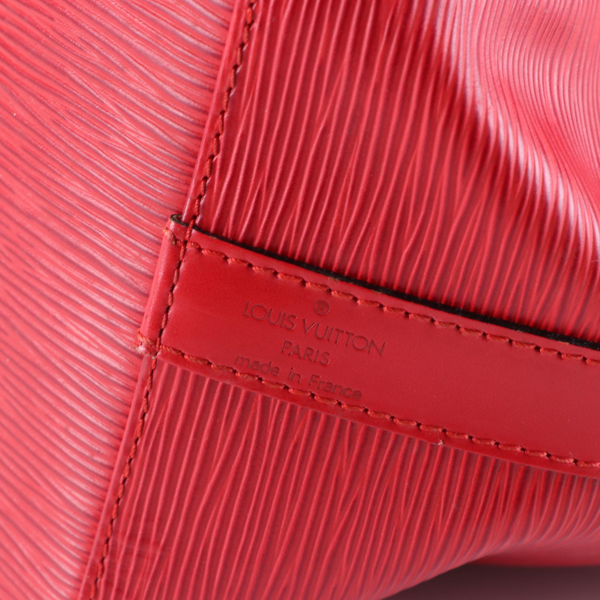 Louis Vuitton Petit Noé Shoulder Bag in Red Epi and Smooth Leather