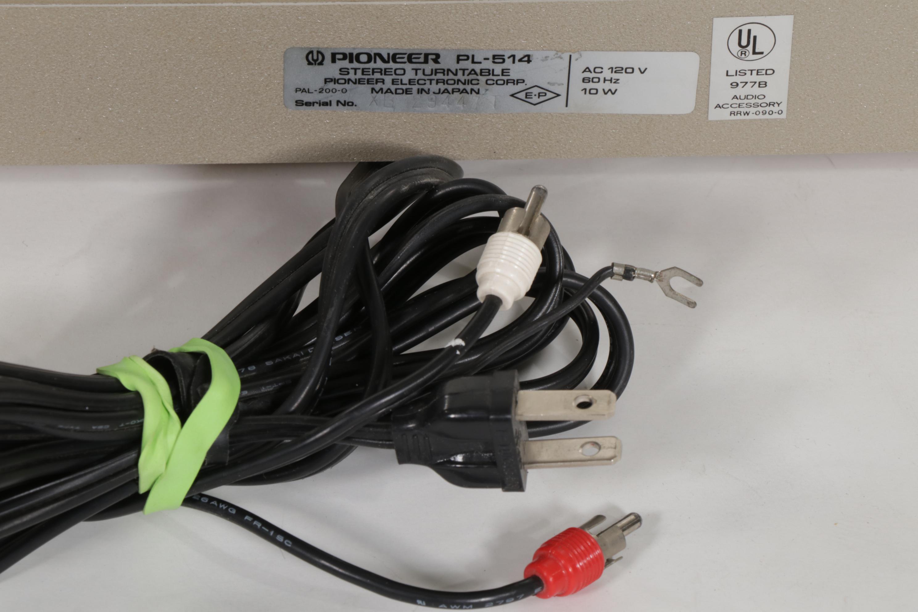 Pioneer PL-514 Turntable with Johnny Cash, Diana Ross and Other Records