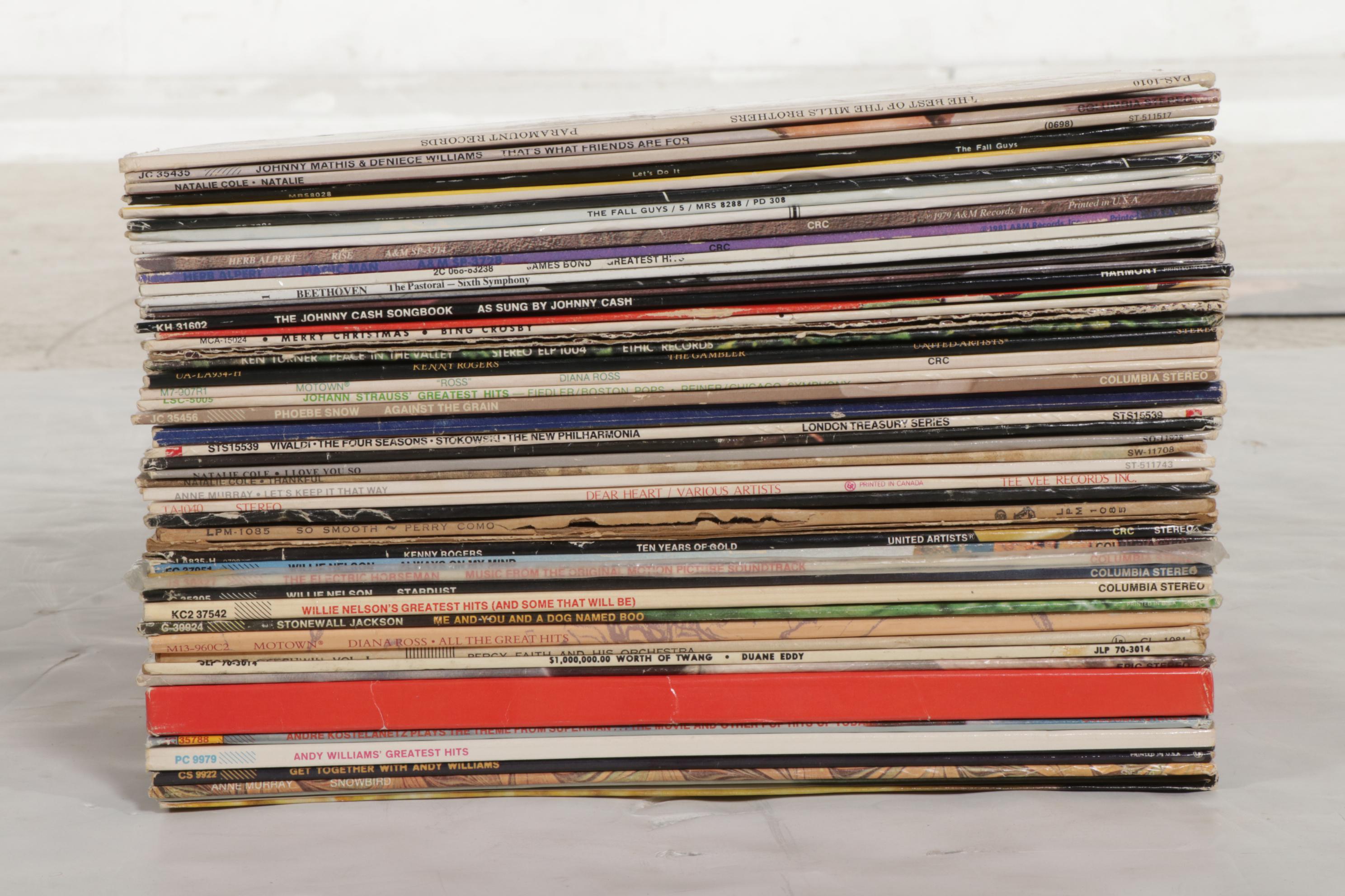 Pioneer PL-514 Turntable with Johnny Cash, Diana Ross and Other Records