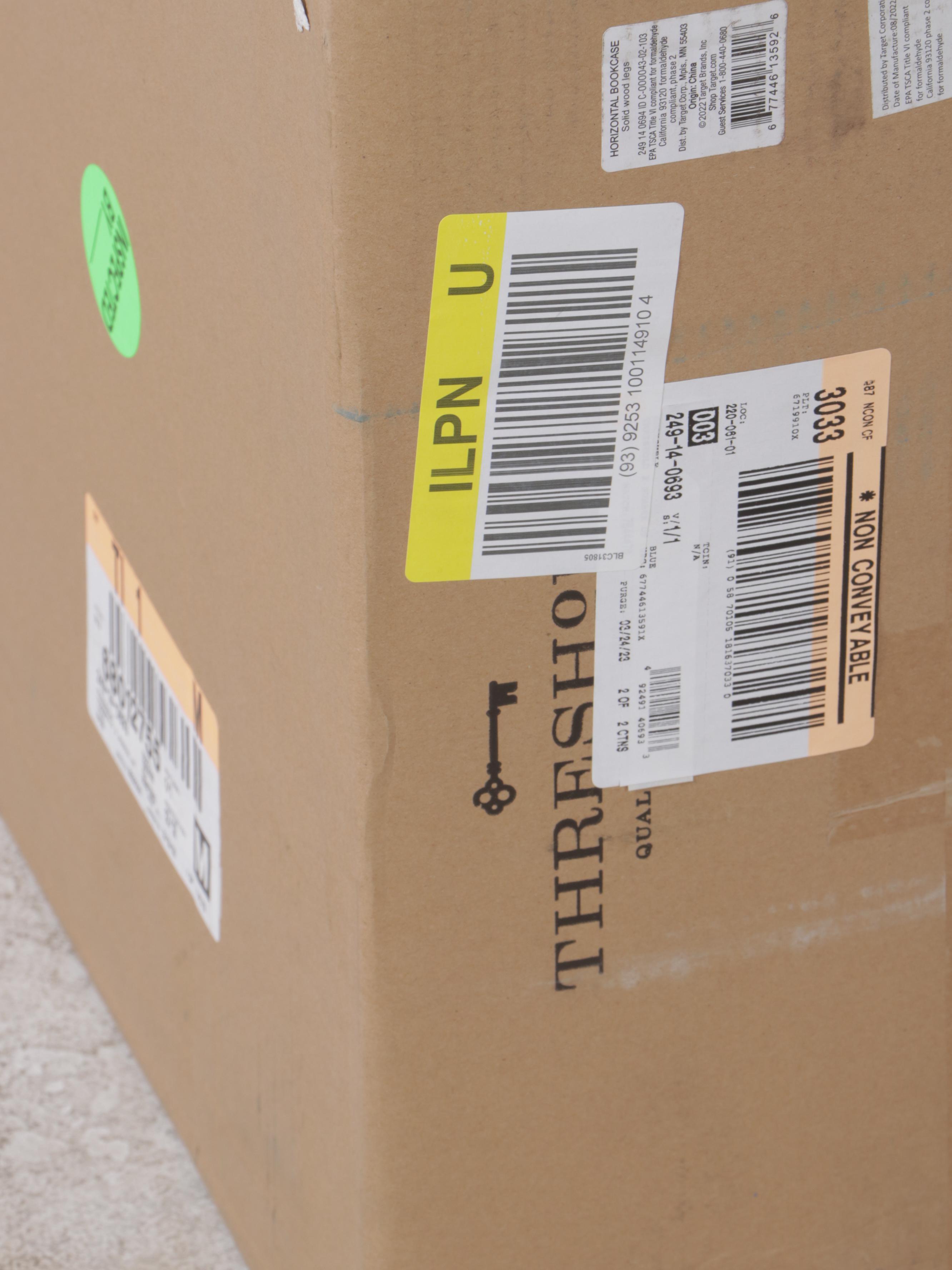 Threshold Windham Horizontal Bookcase in White