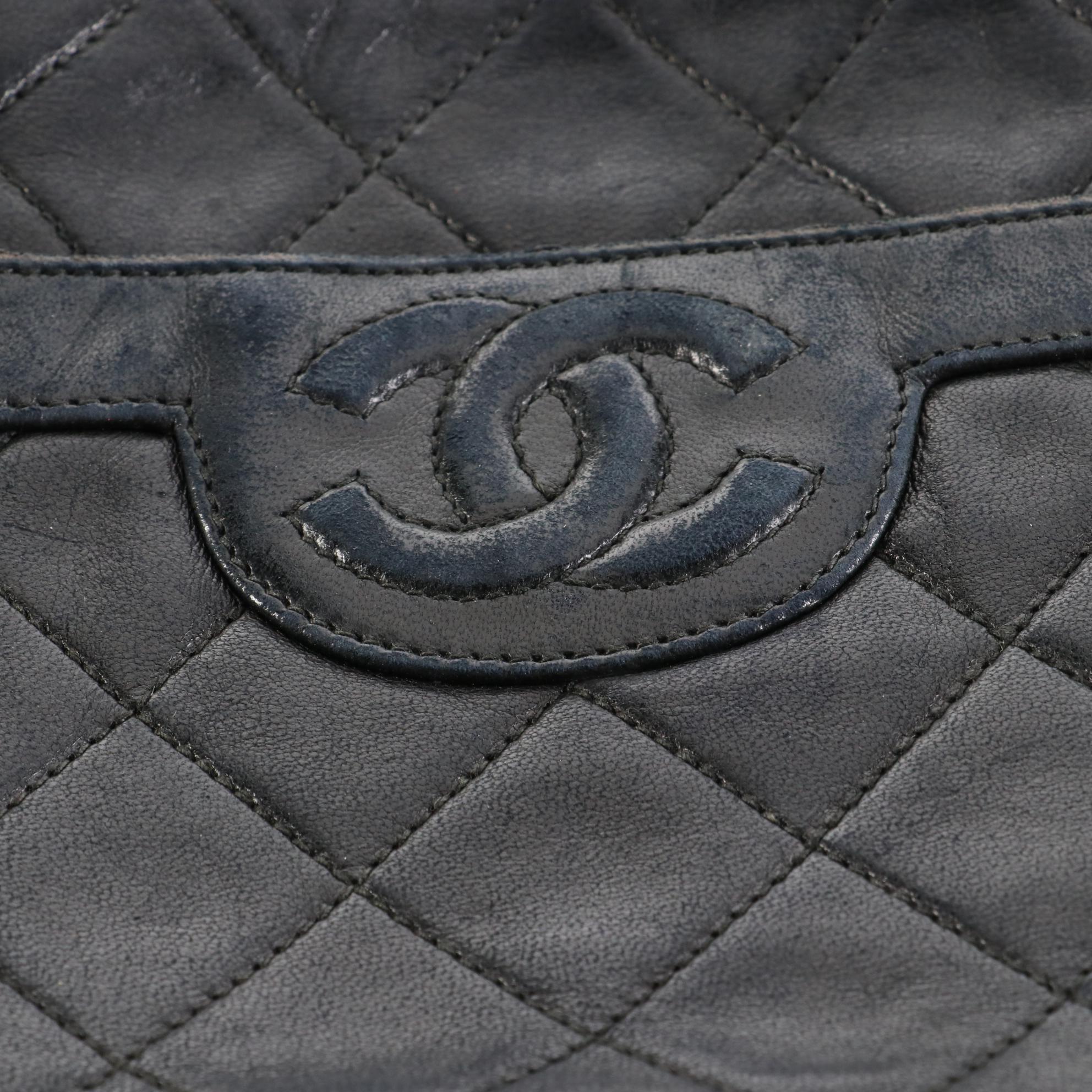 Chanel CC Shoulder Bag in Diamond-Quilt Lambskin Leather with Tassel