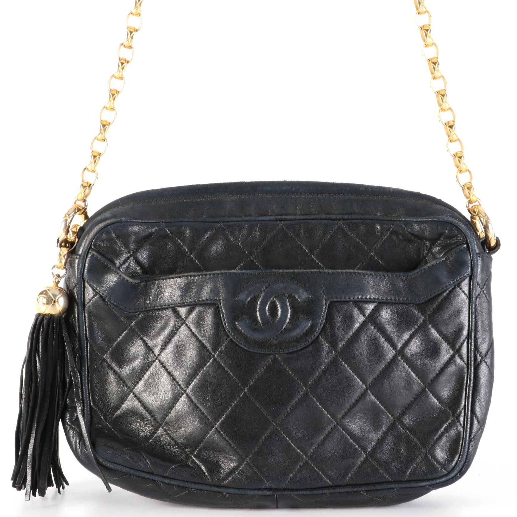 Chanel CC Shoulder Bag in Diamond-Quilt Lambskin Leather with Tassel