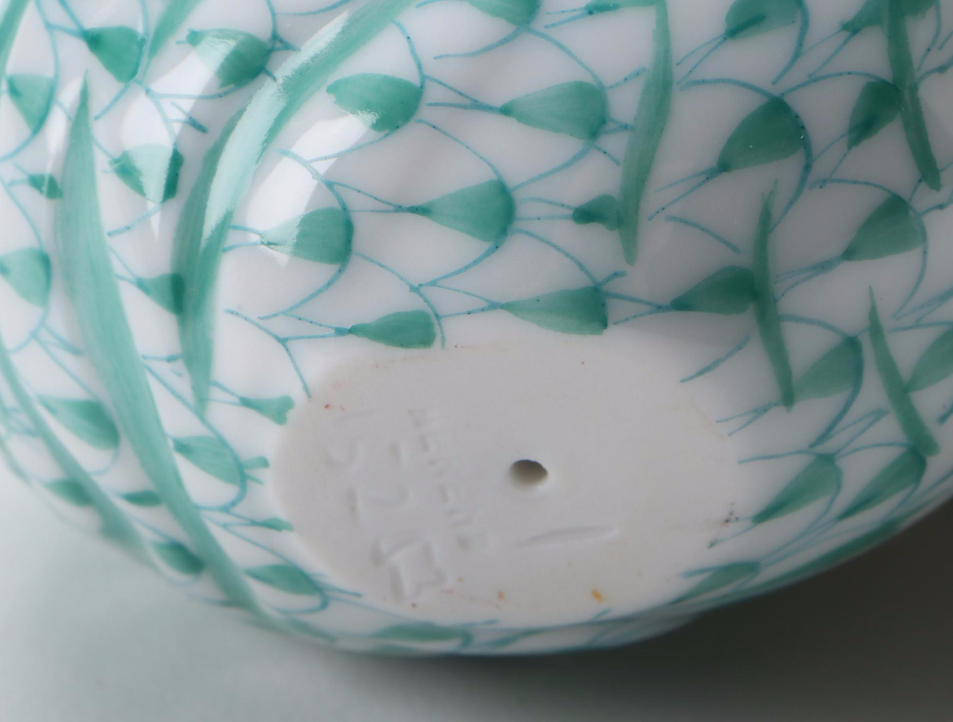 Herend Green Fishnet With Gold "Nautilus Shell" Porcelain Figurine