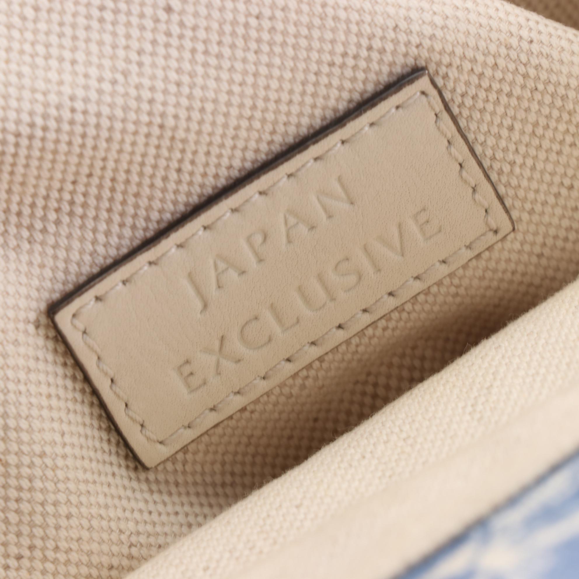 Gucci GG Ribbon Medium Tote in Herbarium Print Canvas and Leather