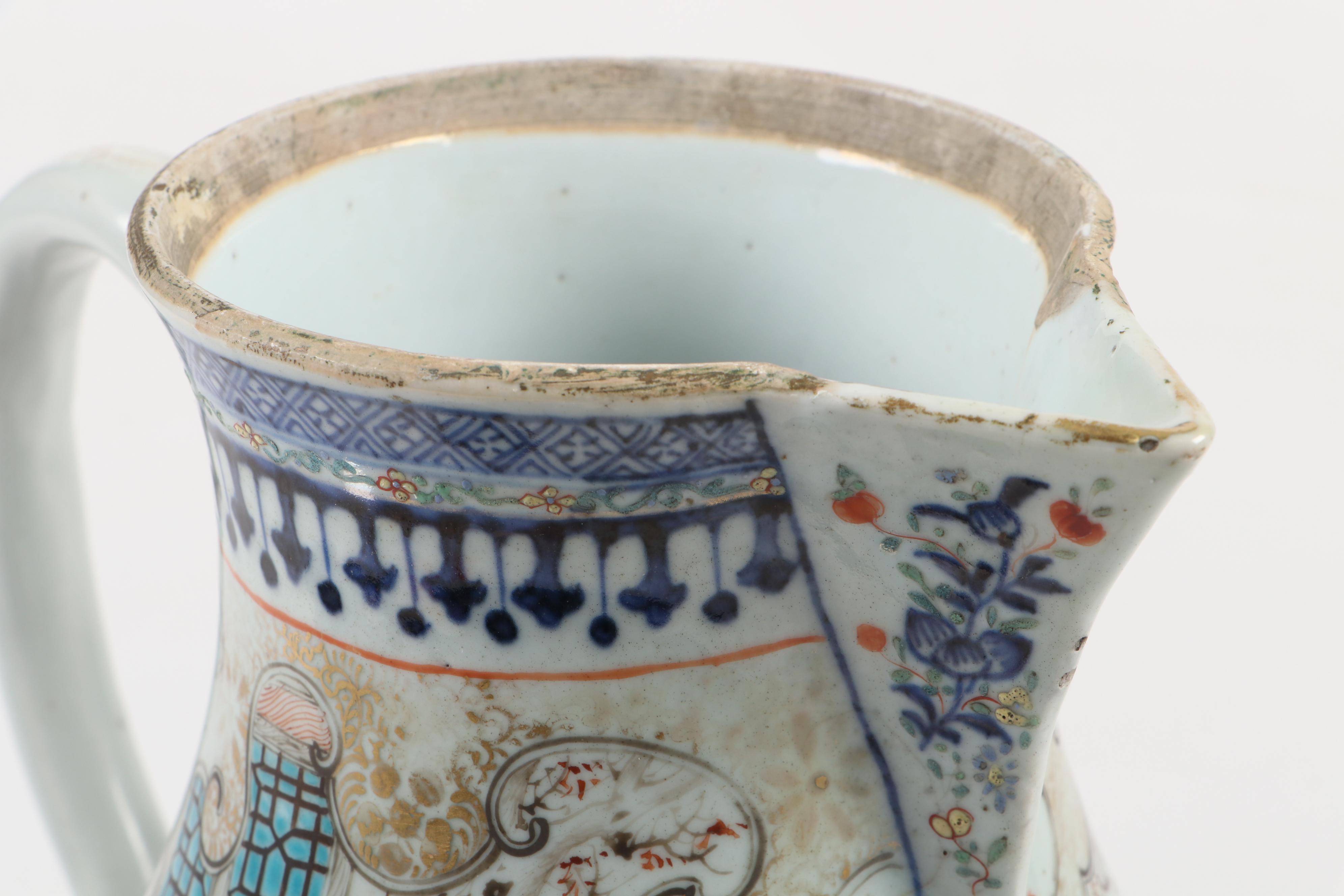 Chinese Export Porcelain Nanking Border Famille Rose Coffee Pot