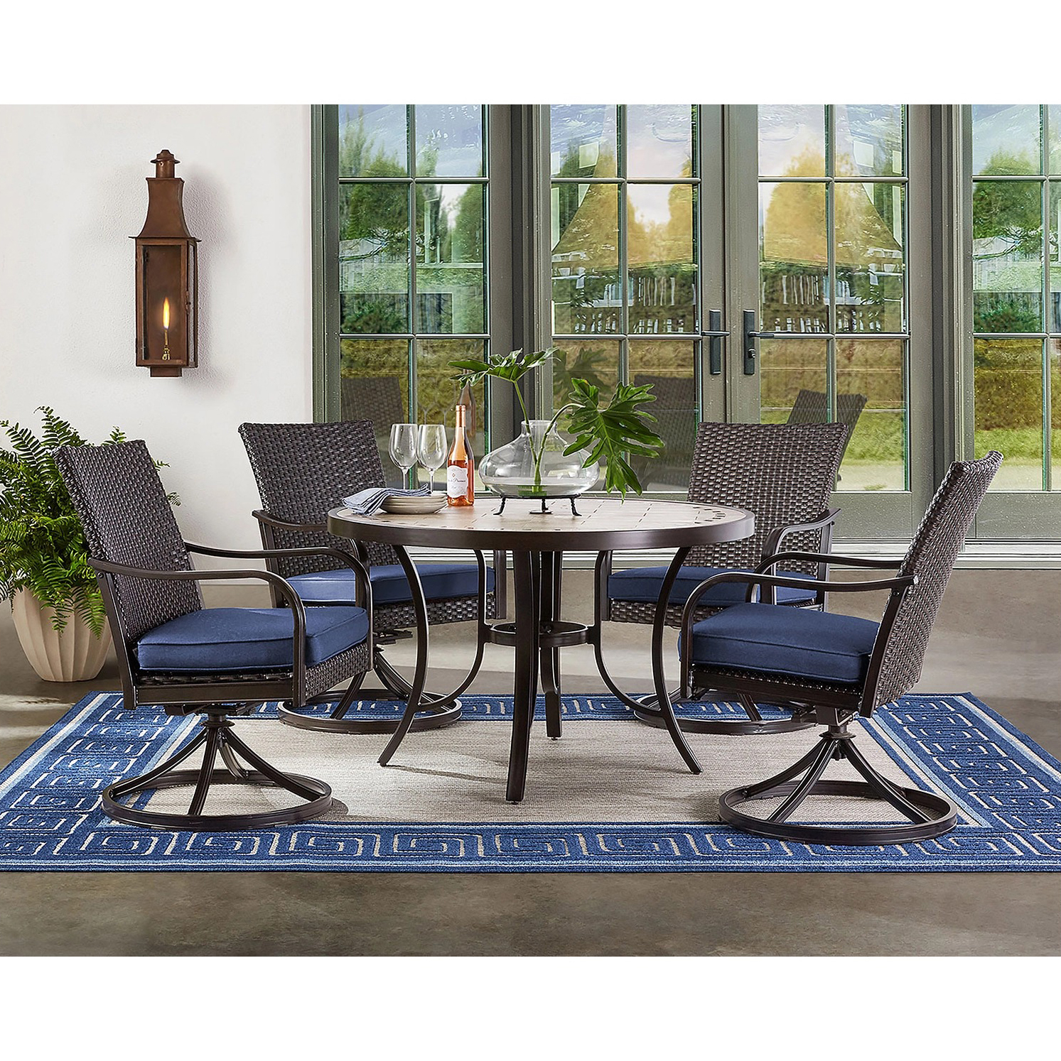Member's Mark Heritage Indigo Blue 5-Piece Round Patio Dining Set