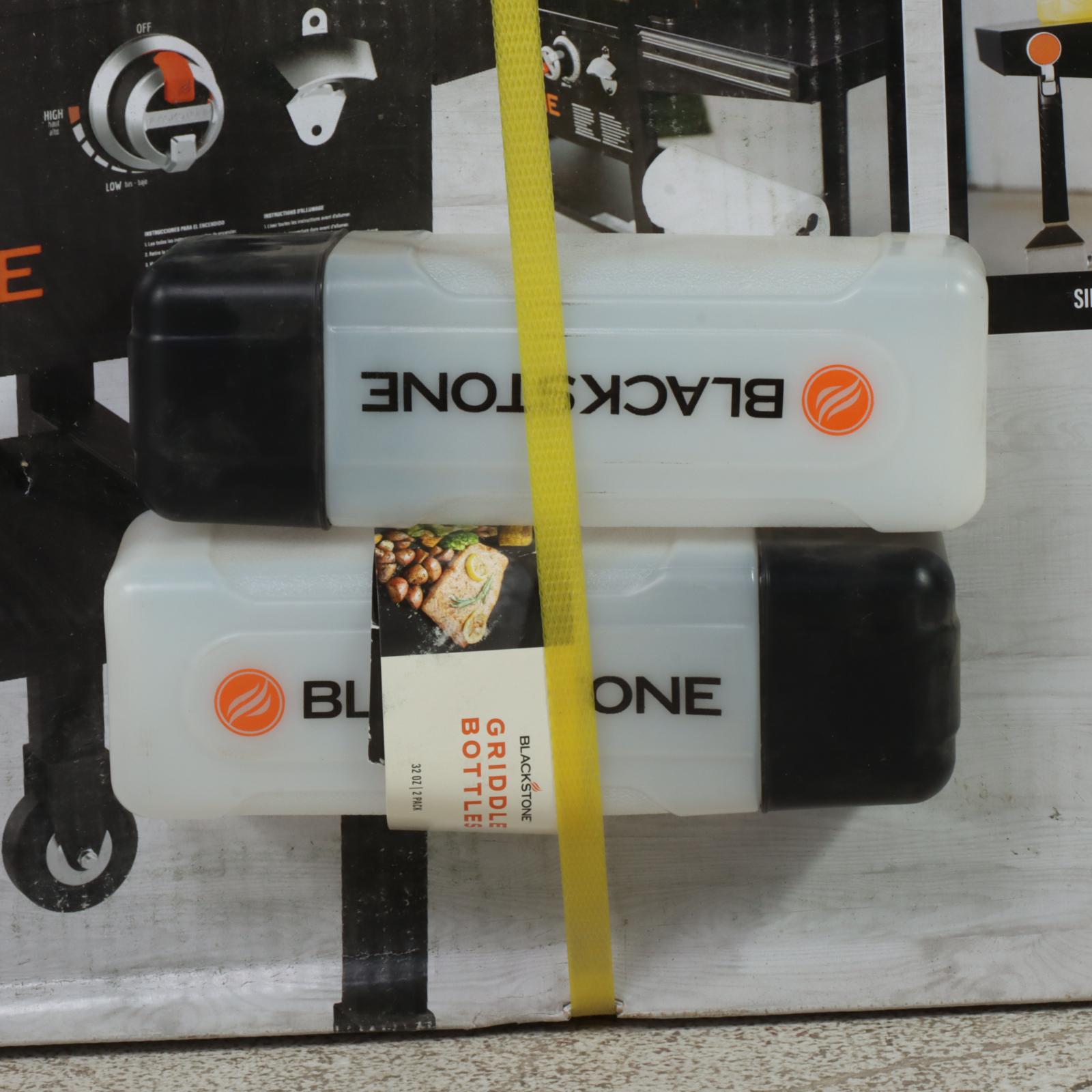 Blackstone 36" Griddle with Hood and Folding Shelves