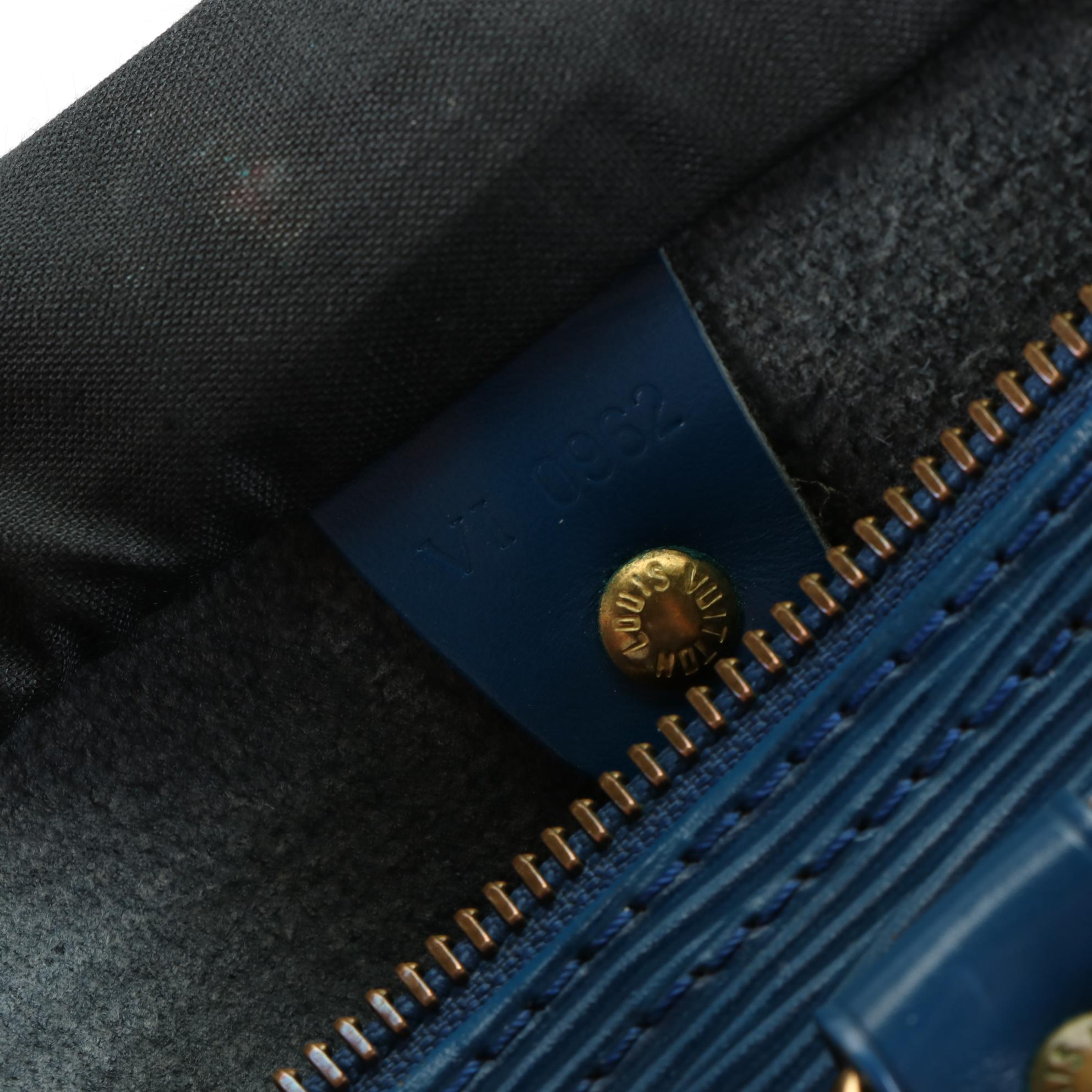 Louis Vuitton Speedy 25 in Toledo Blue Epi Leather