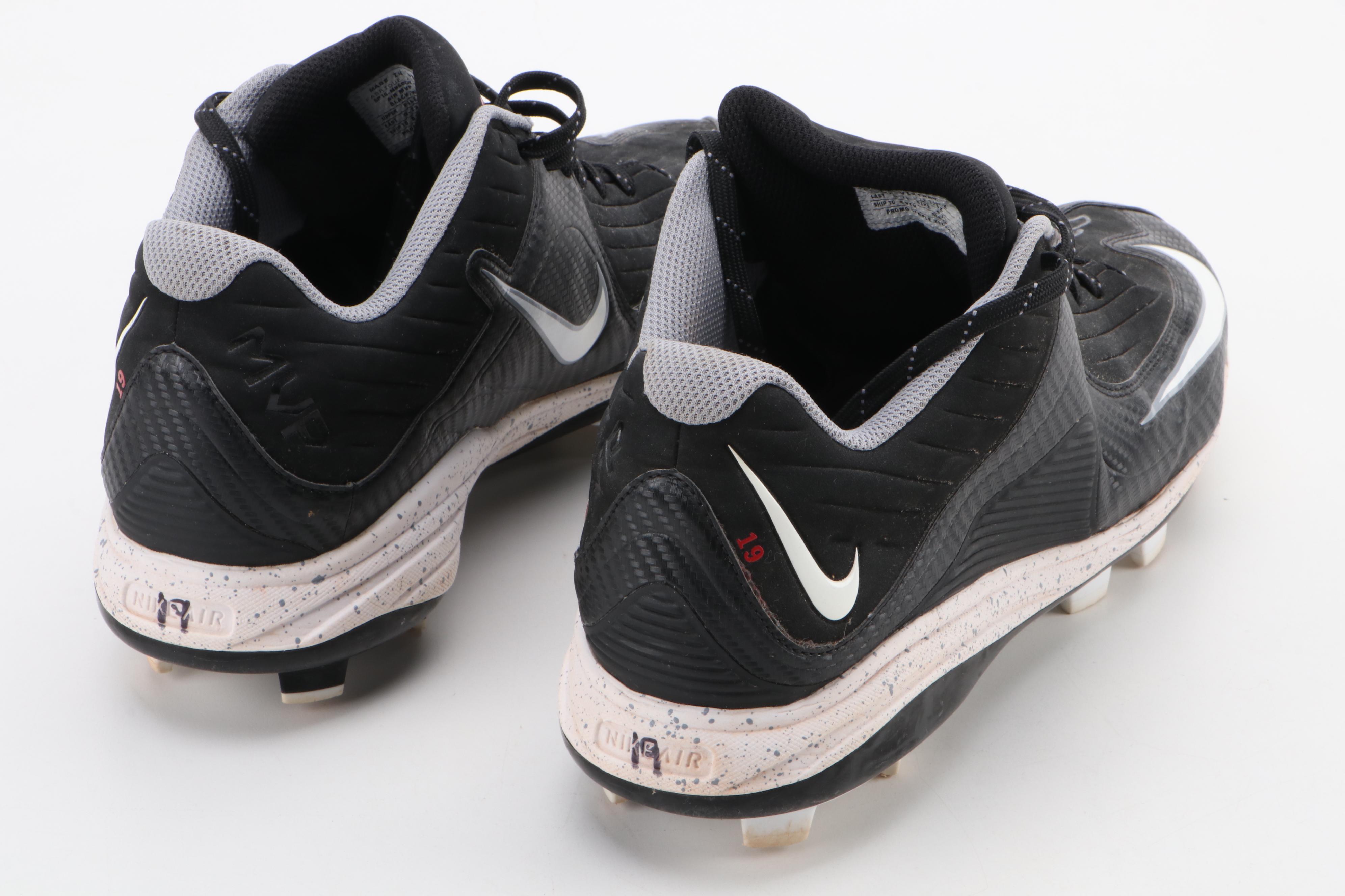 Joey Votto Cincinnati Reds Signed Game-Used Baseball Cleats