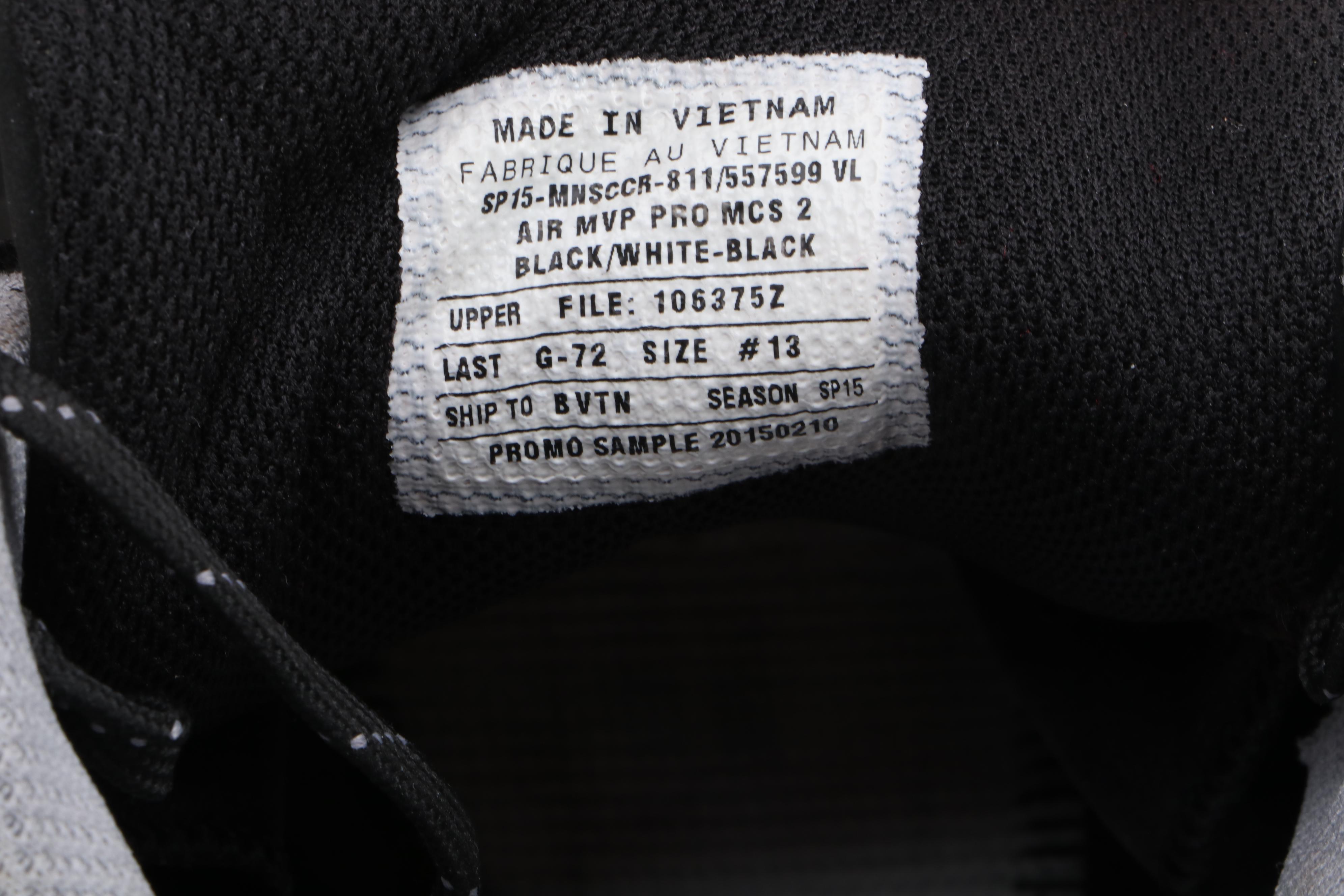 Joey Votto Cincinnati Reds Signed Game-Used Baseball Cleats