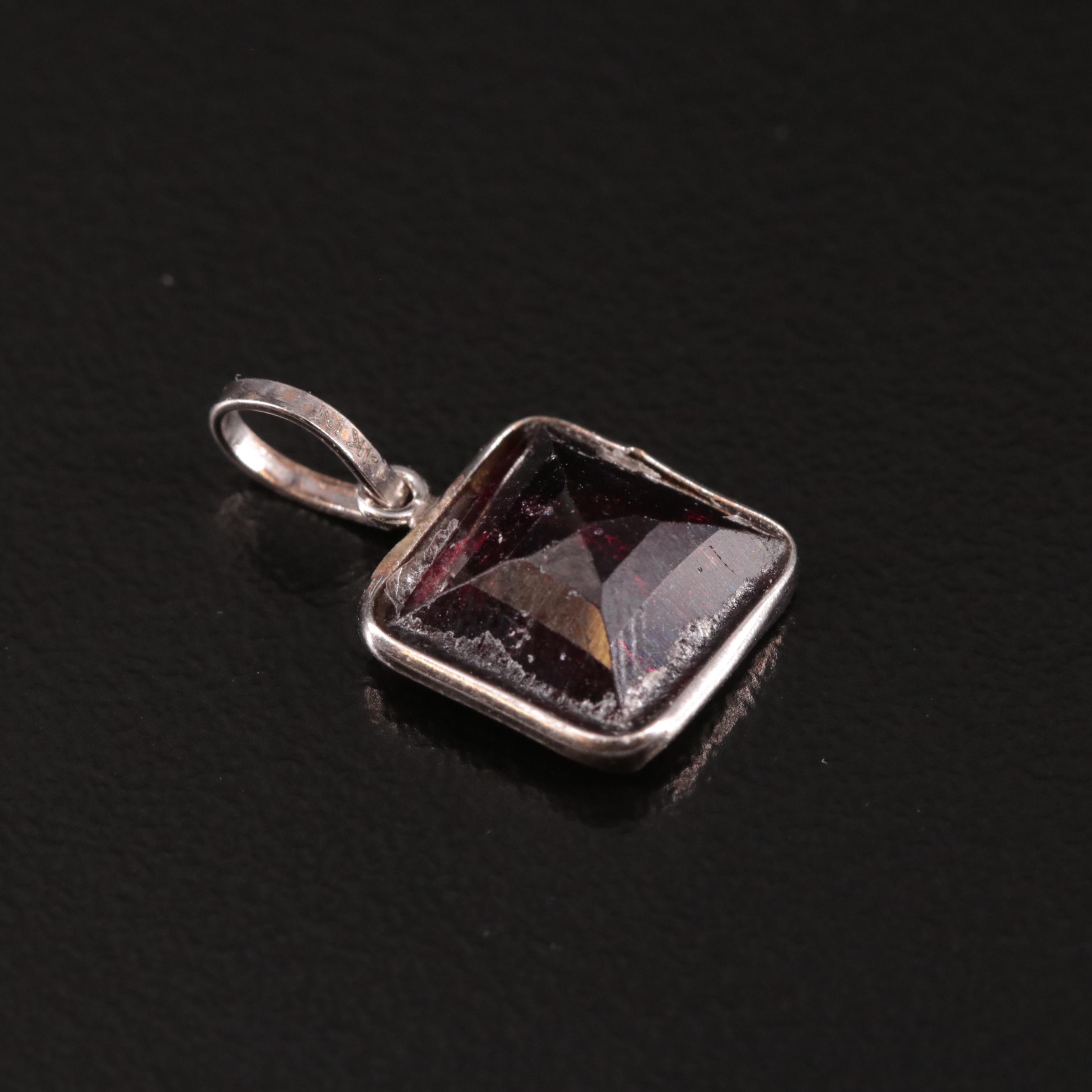 14K Rhodolite Garnet Pendant