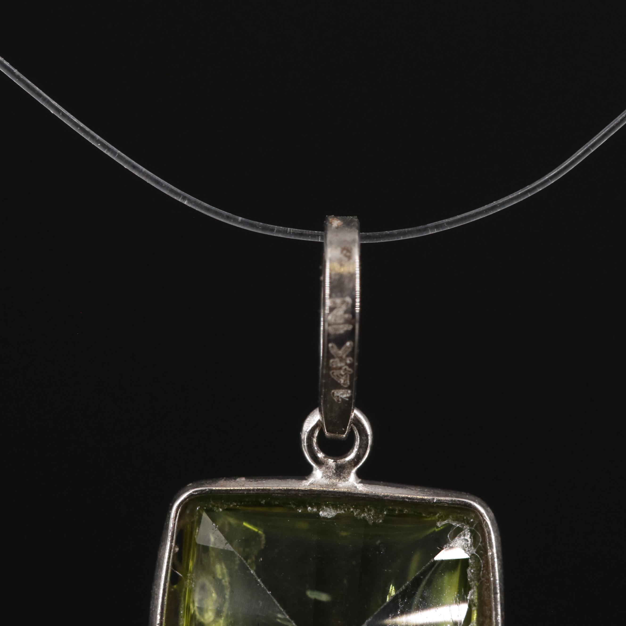 14K Peridot Pendant