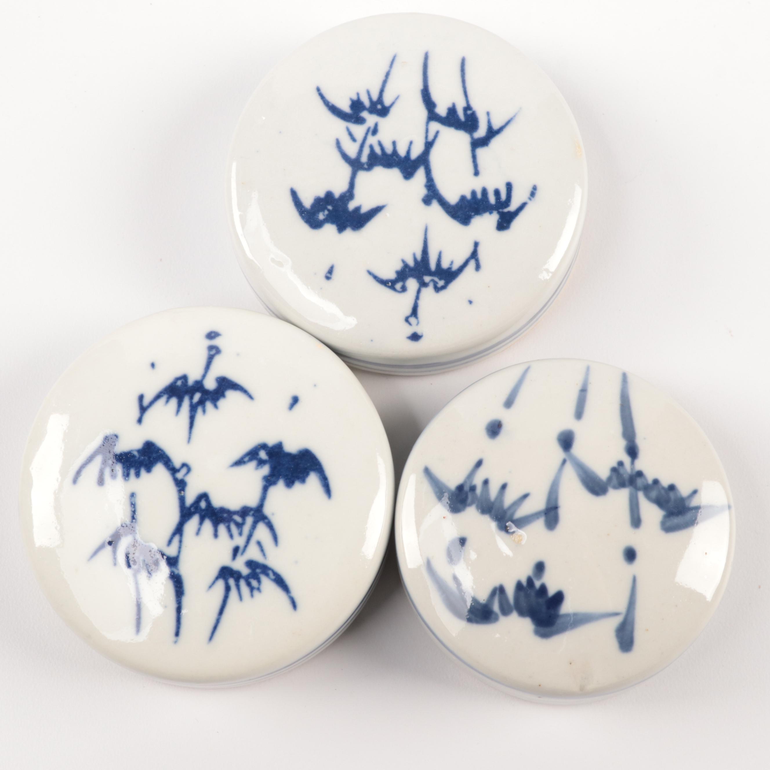 Japanese Blue and White Porcelain Ginger Jars With Trays