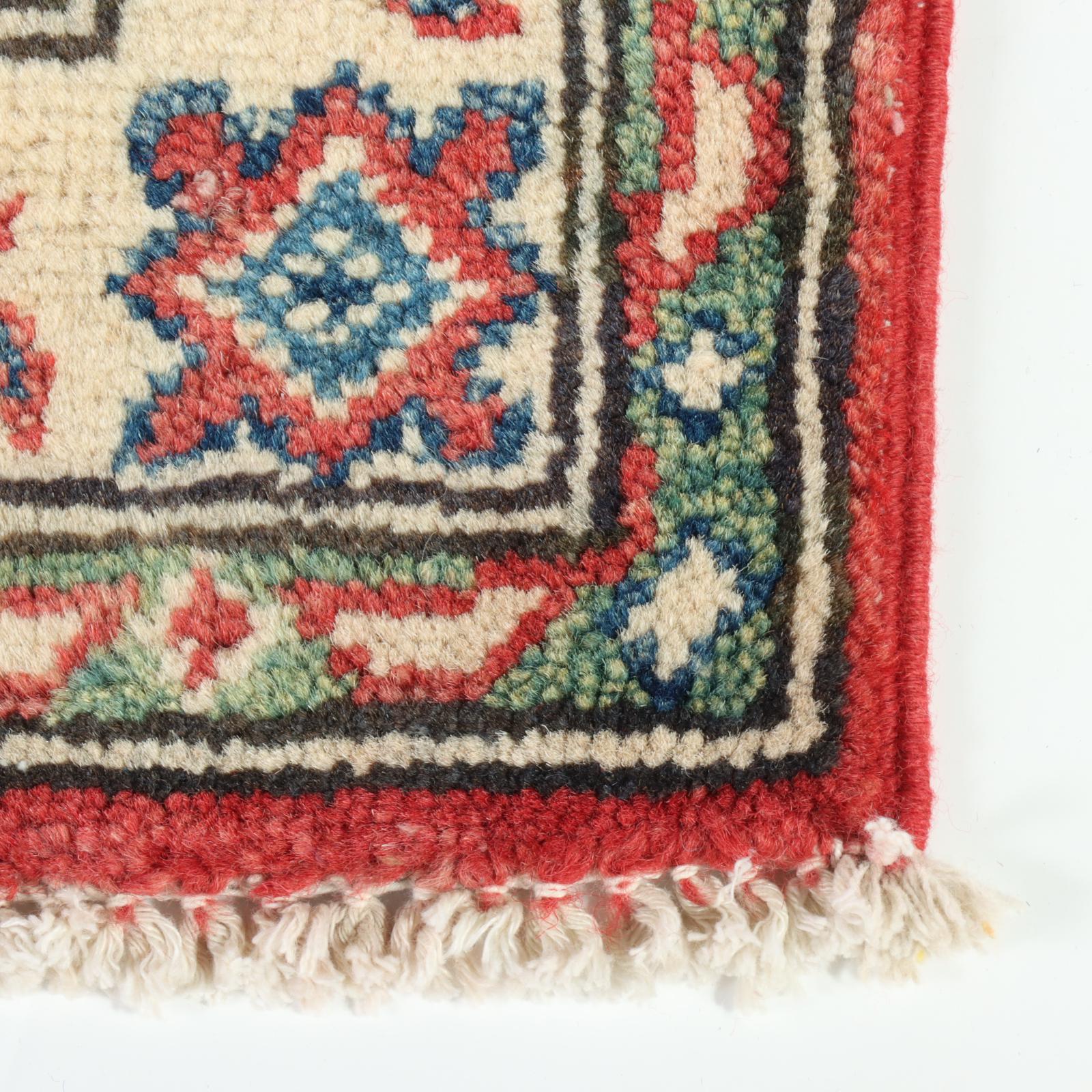 2' x 3'2 Hand-Knotted Pakistani-Turkish Style Accent Rug