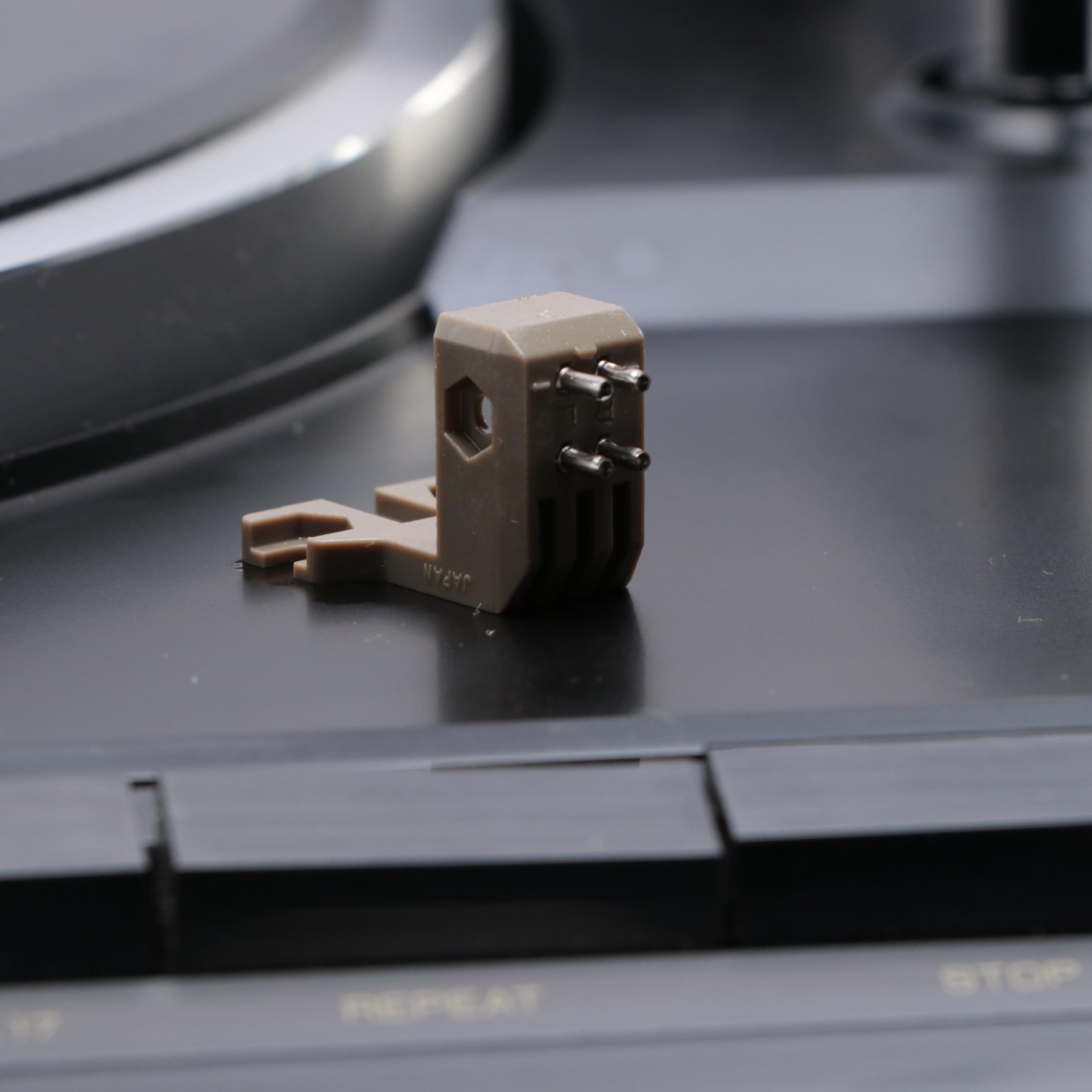 Sherwood Model PF-1170R Automatic Turntable, Late 20th Century