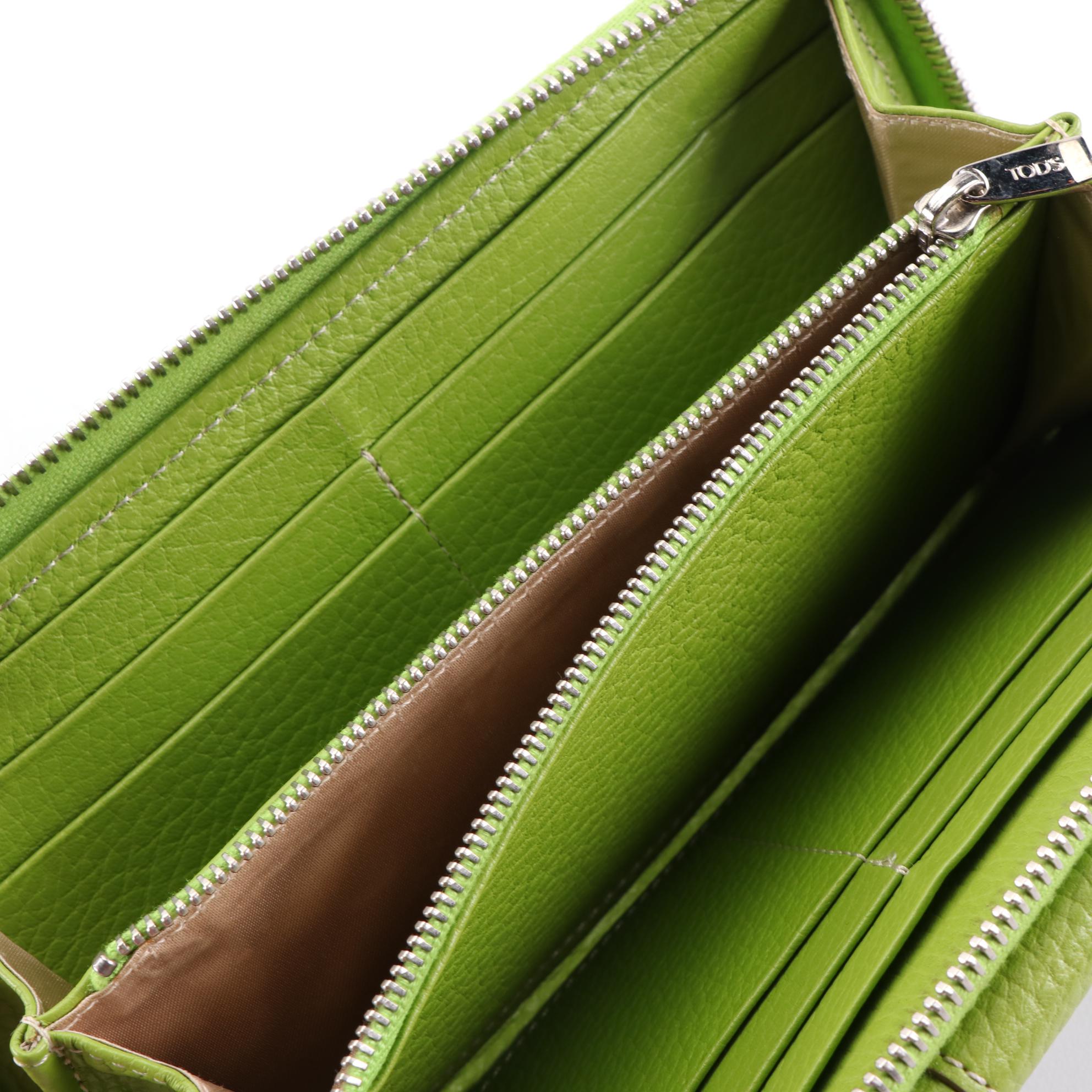 Tod's Leather Continental Wallet