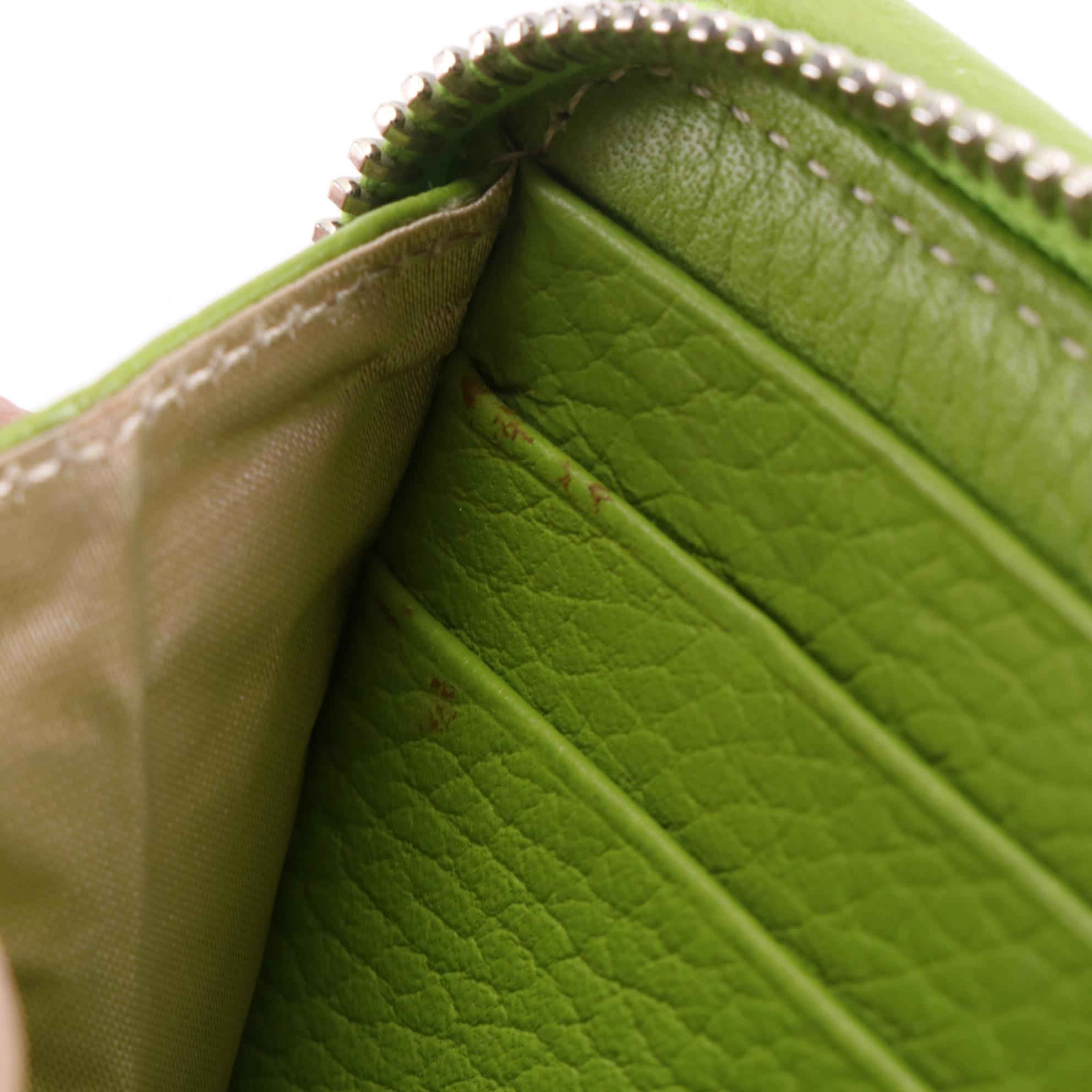 Tod's Leather Continental Wallet