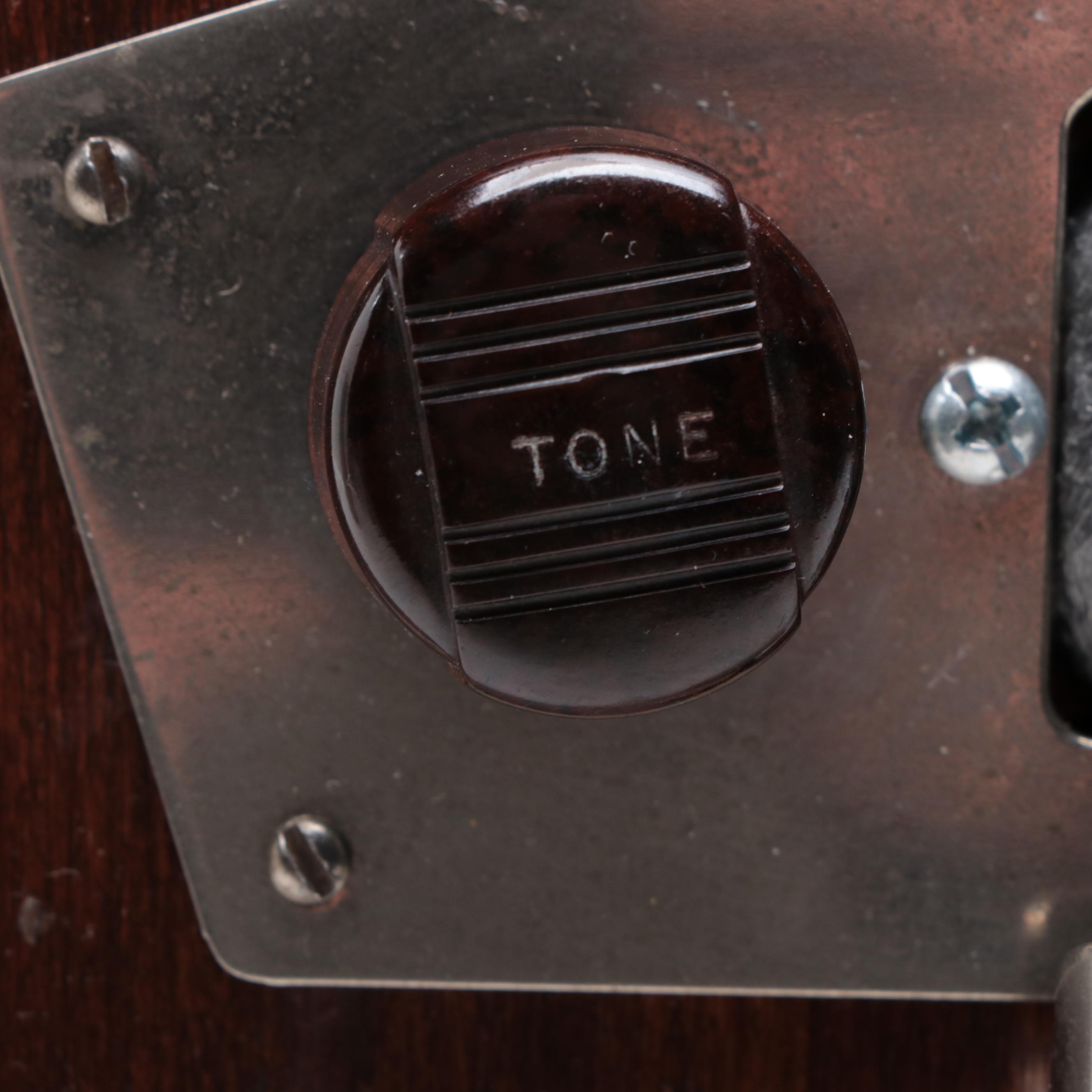 Silvertone Lap Steel Guitar With Peavey Blazer 158 Amp