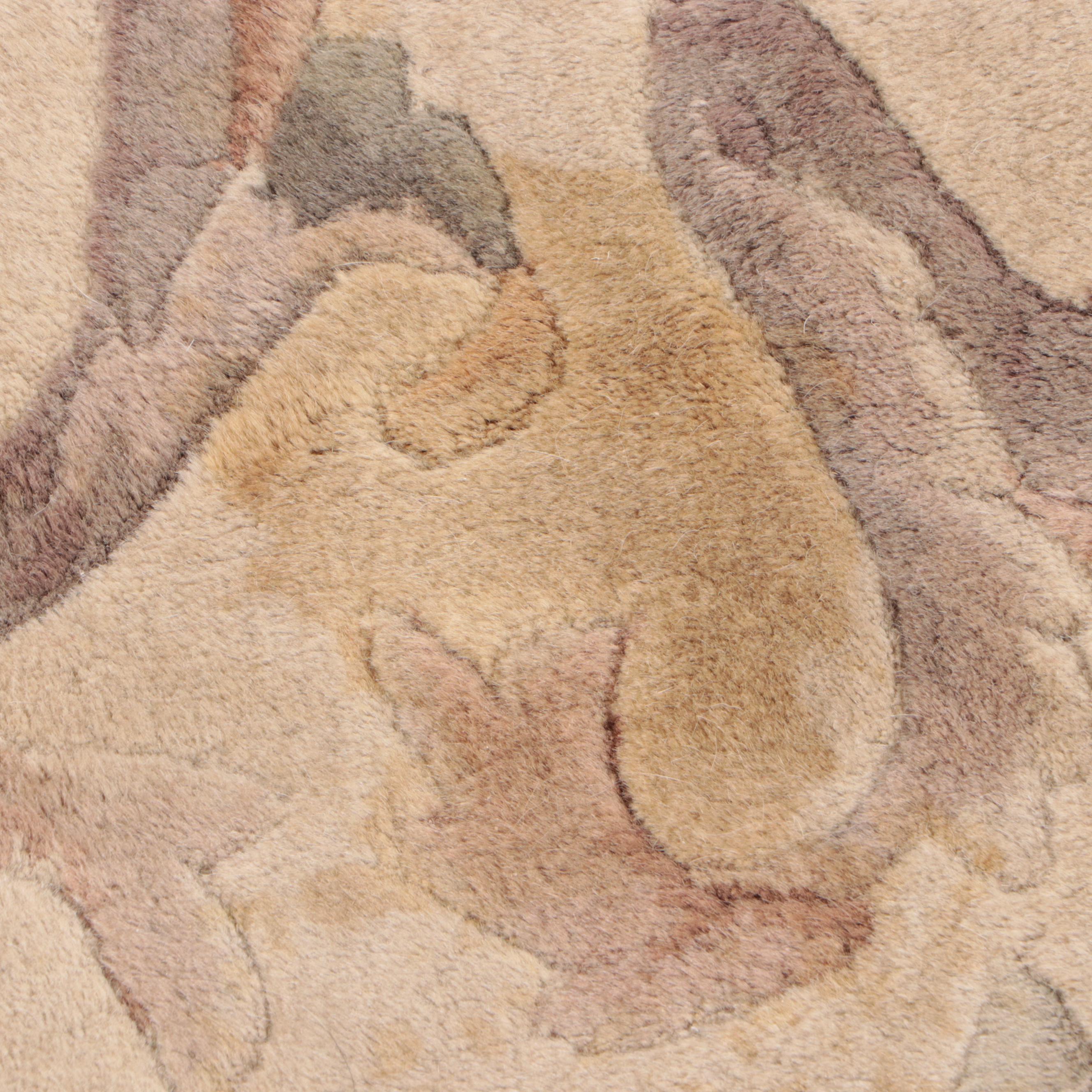 5'3 x 8' Hand-Tufted Chinese Peking Area Rug